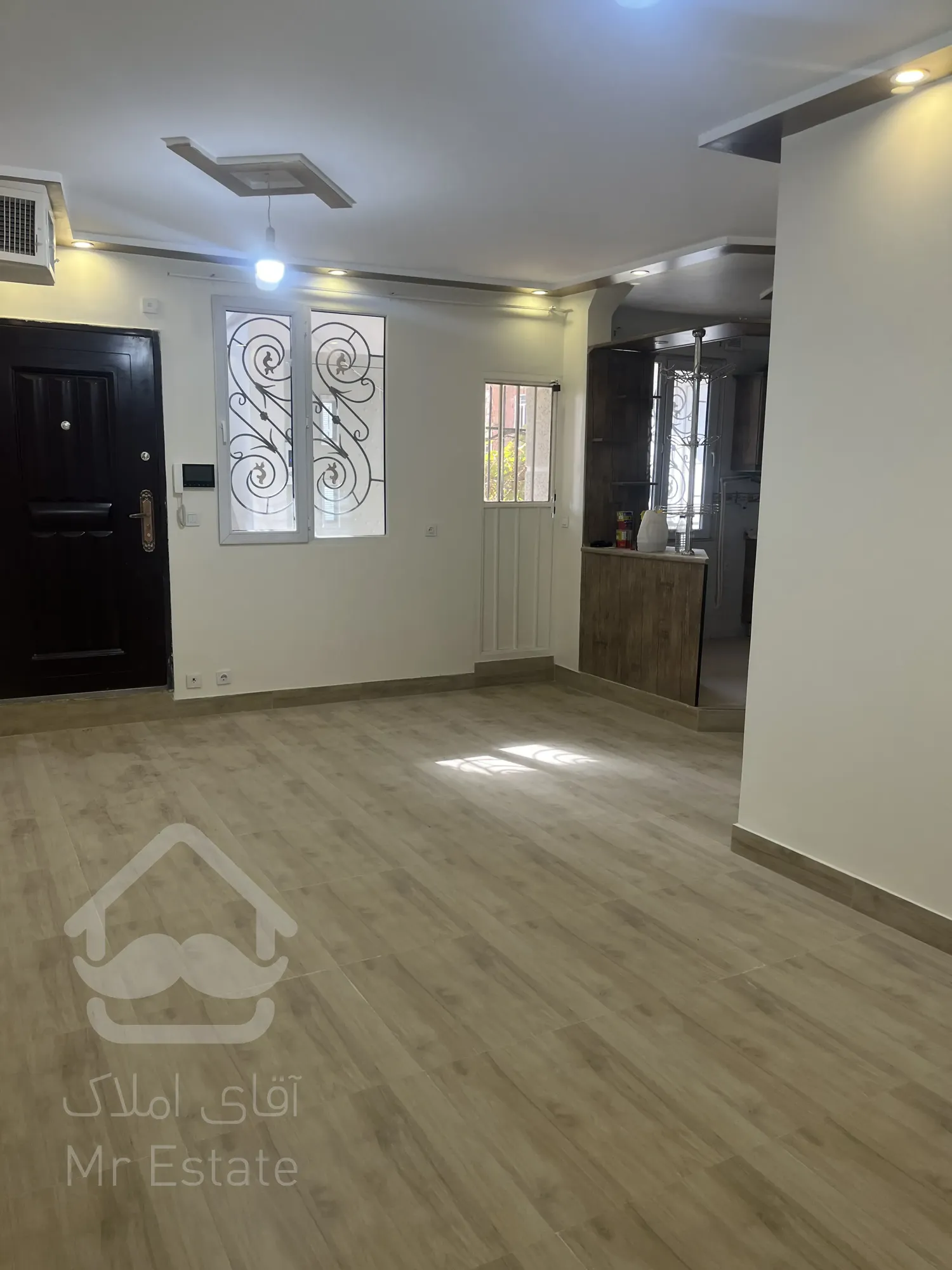 رهن کامل/ ۷۵ متر/۲خوابه/ تخلیه / نقاشی شده