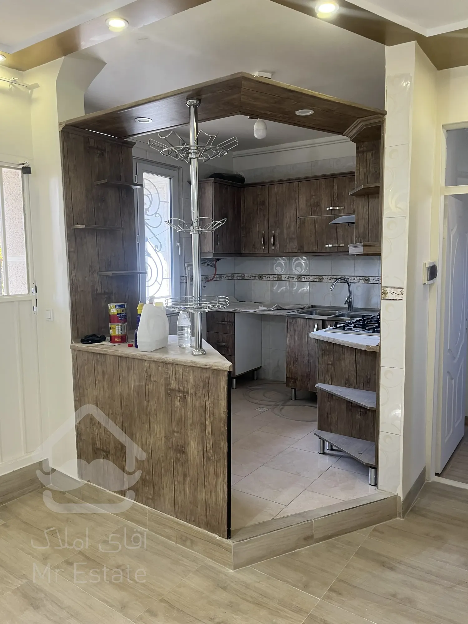 رهن کامل/ ۷۵ متر/۲خوابه/ تخلیه / نقاشی شده