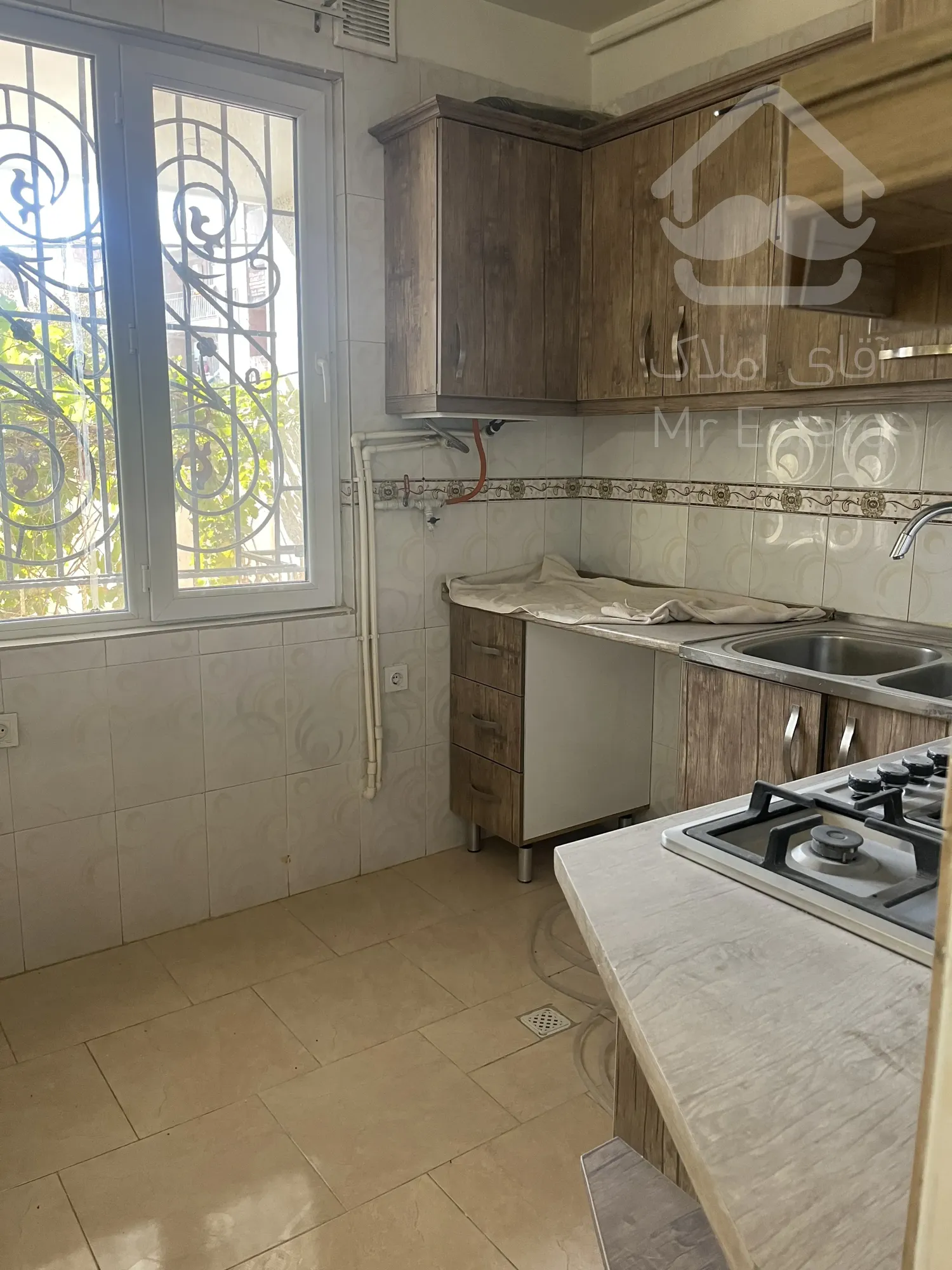 رهن کامل/ ۷۵ متر/۲خوابه/ تخلیه / نقاشی شده