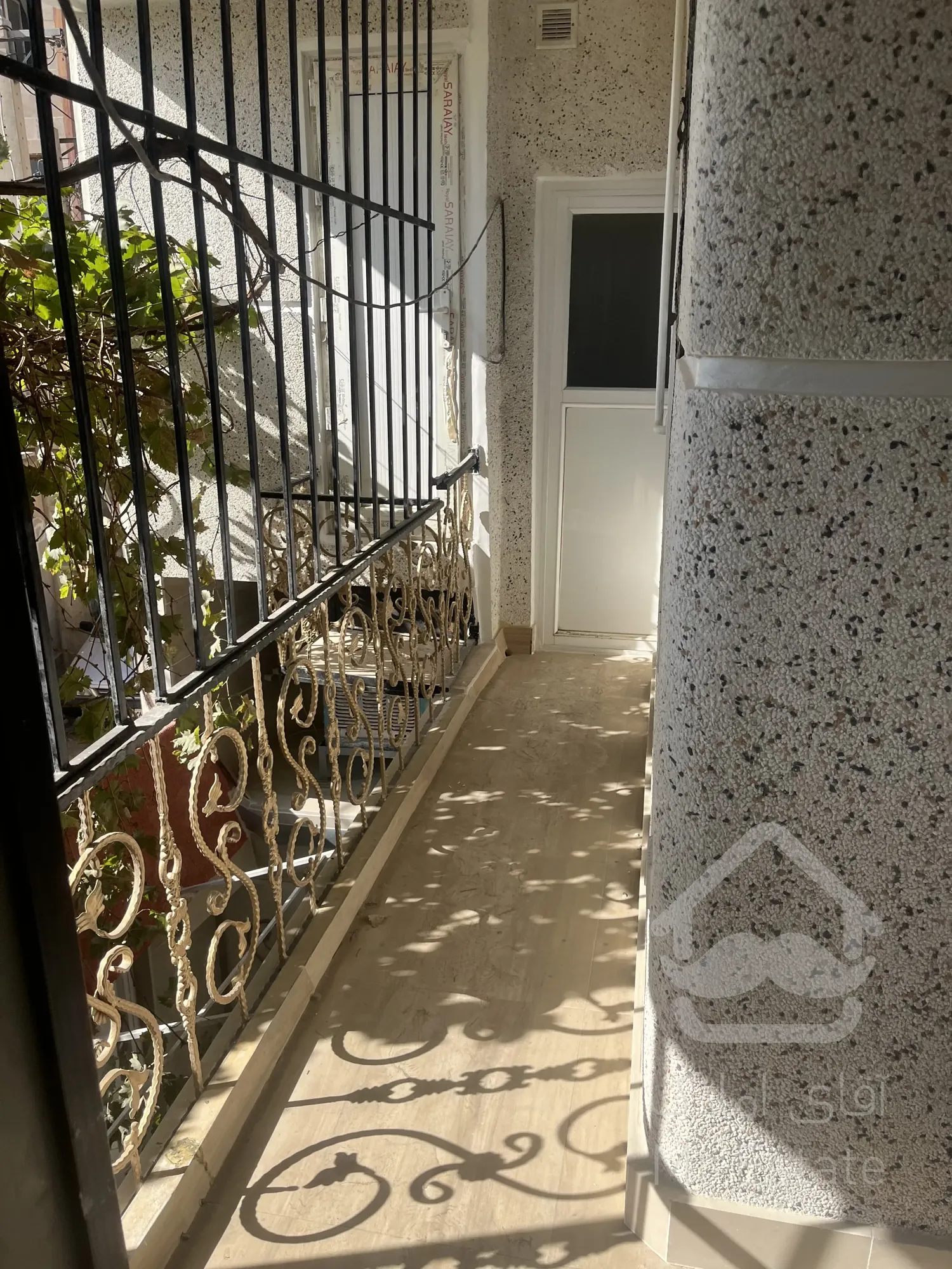 رهن کامل/ ۷۵ متر/۲خوابه/ تخلیه / نقاشی شده