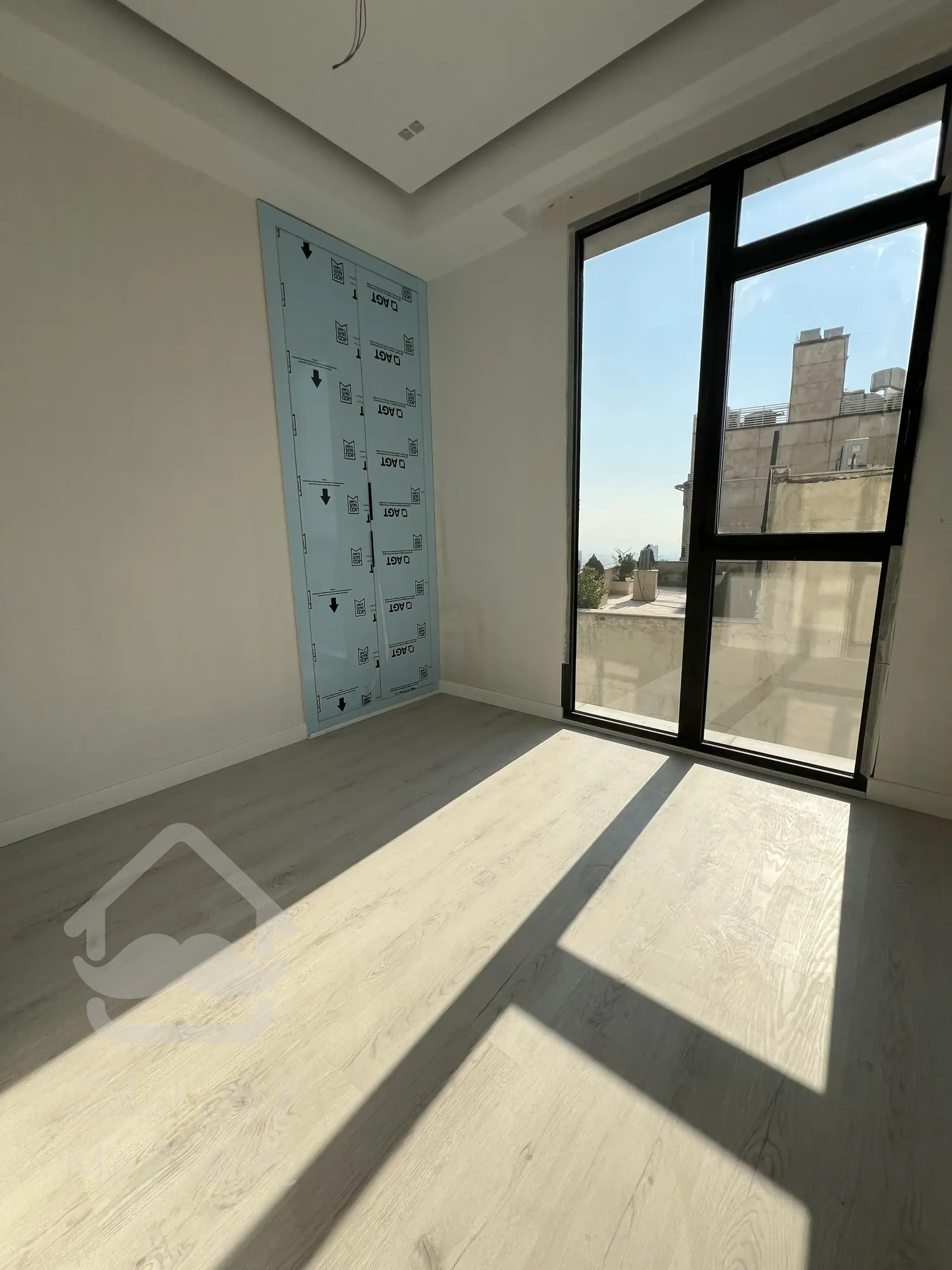 ۱۷۲ متر/مدرن/شمال کاخ/فول مشاعات