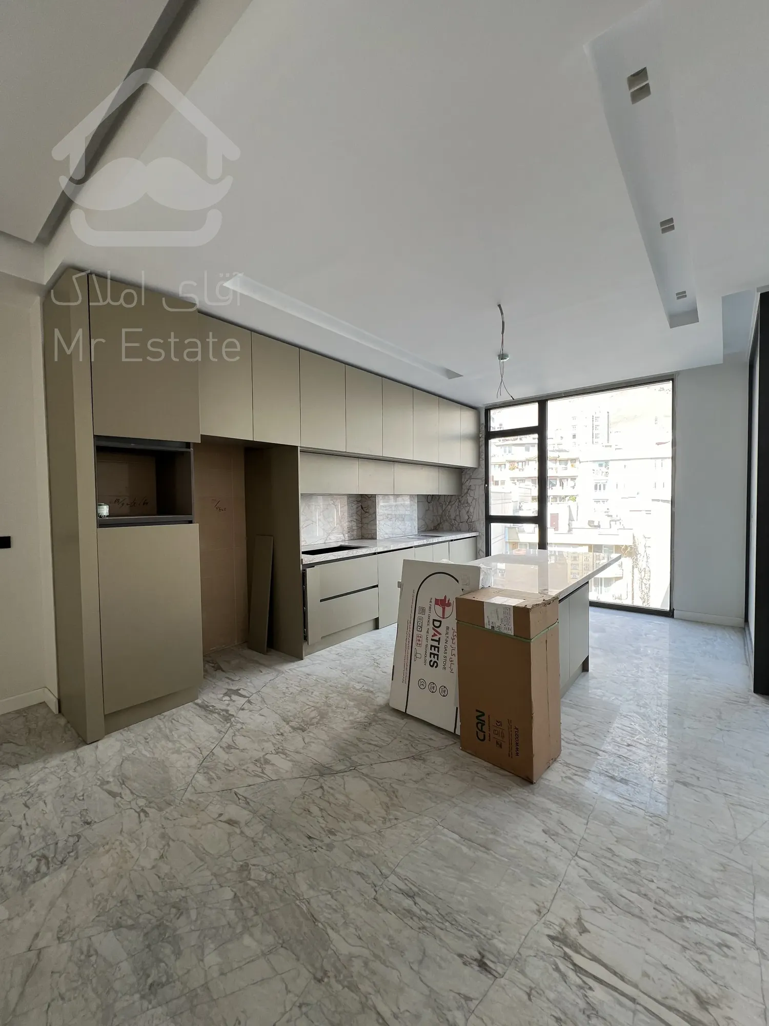 ۱۷۲ متر/مدرن/شمال کاخ/فول مشاعات