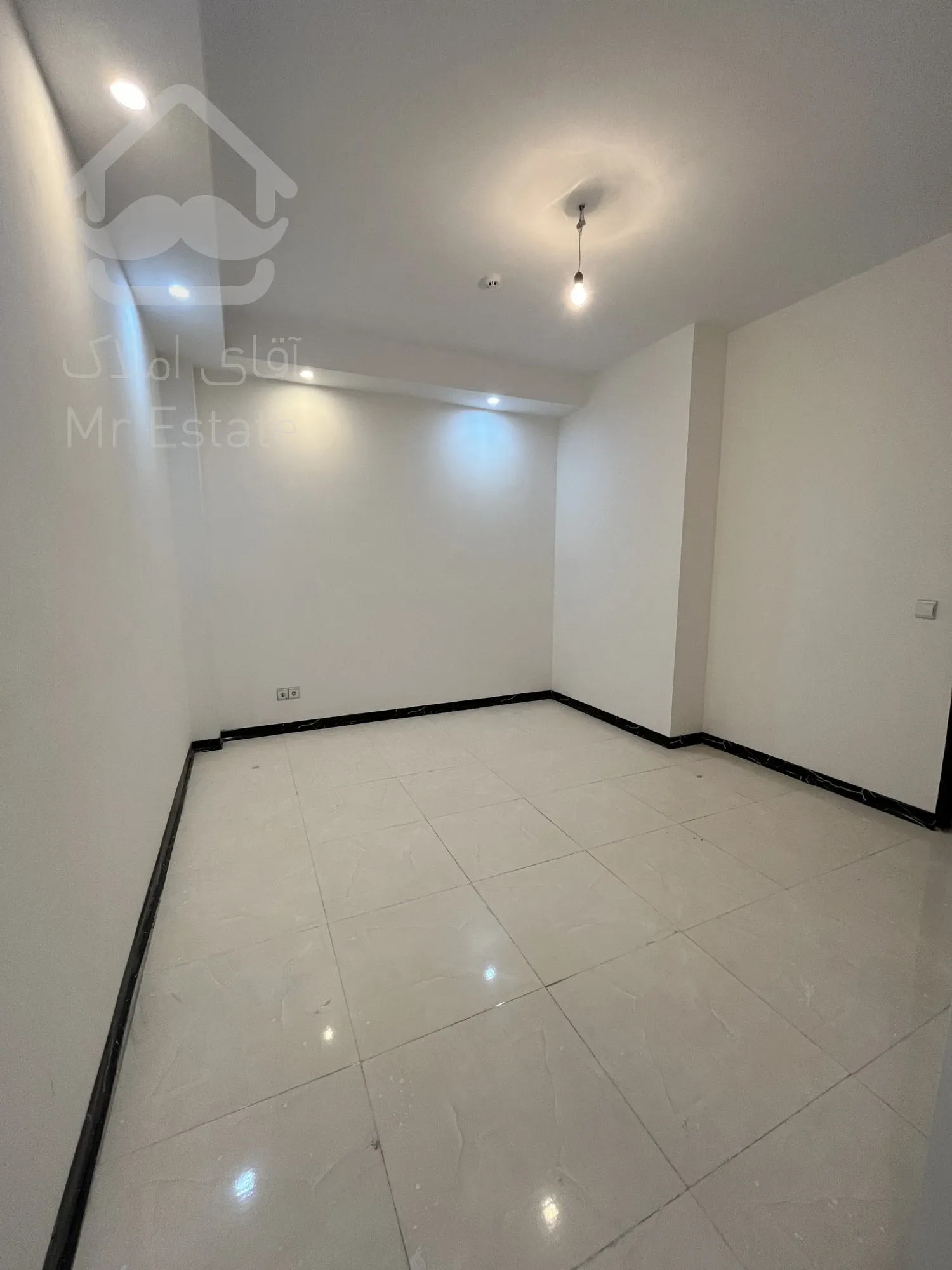 ۸۵متر نوساز سند اماده