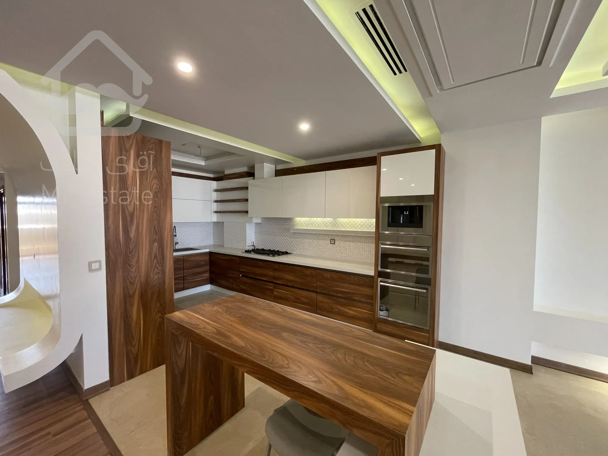 رهن و اجاره ۲۲۵متر فرمانیه عسگریان فول مشاعات