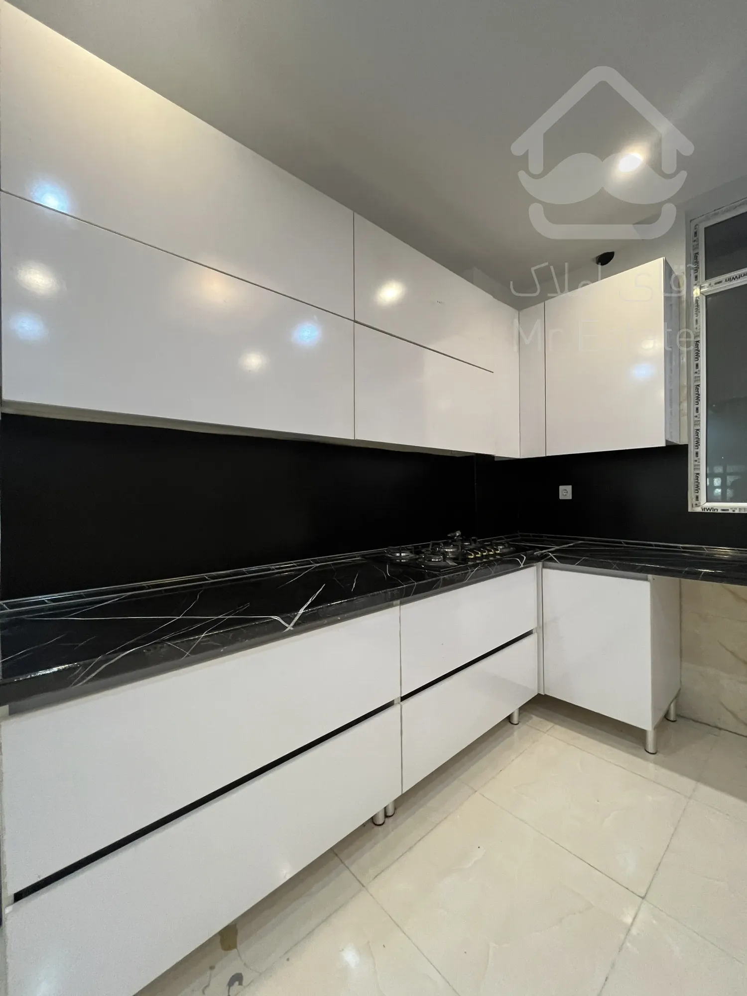 ۸۵متر نوساز سند اماده