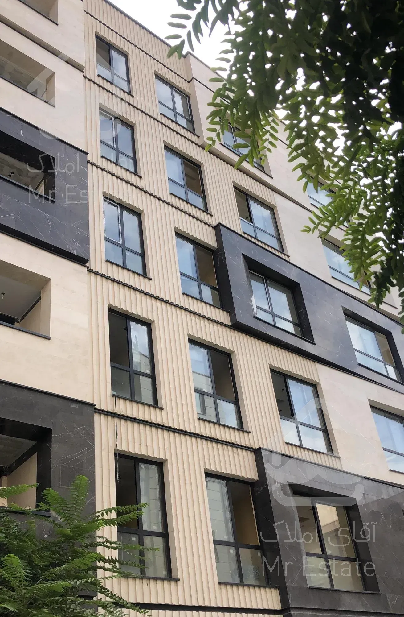 آپارتمان ۱۸۰ متری ۳ خواب/فول مشاعات/ویو ابدی