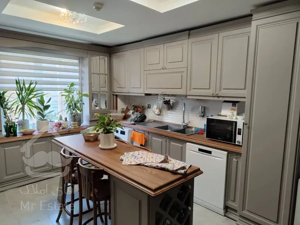 فروش آپارتمان ۶۵متری ۲خوابه فول امکانات در کوی ارم