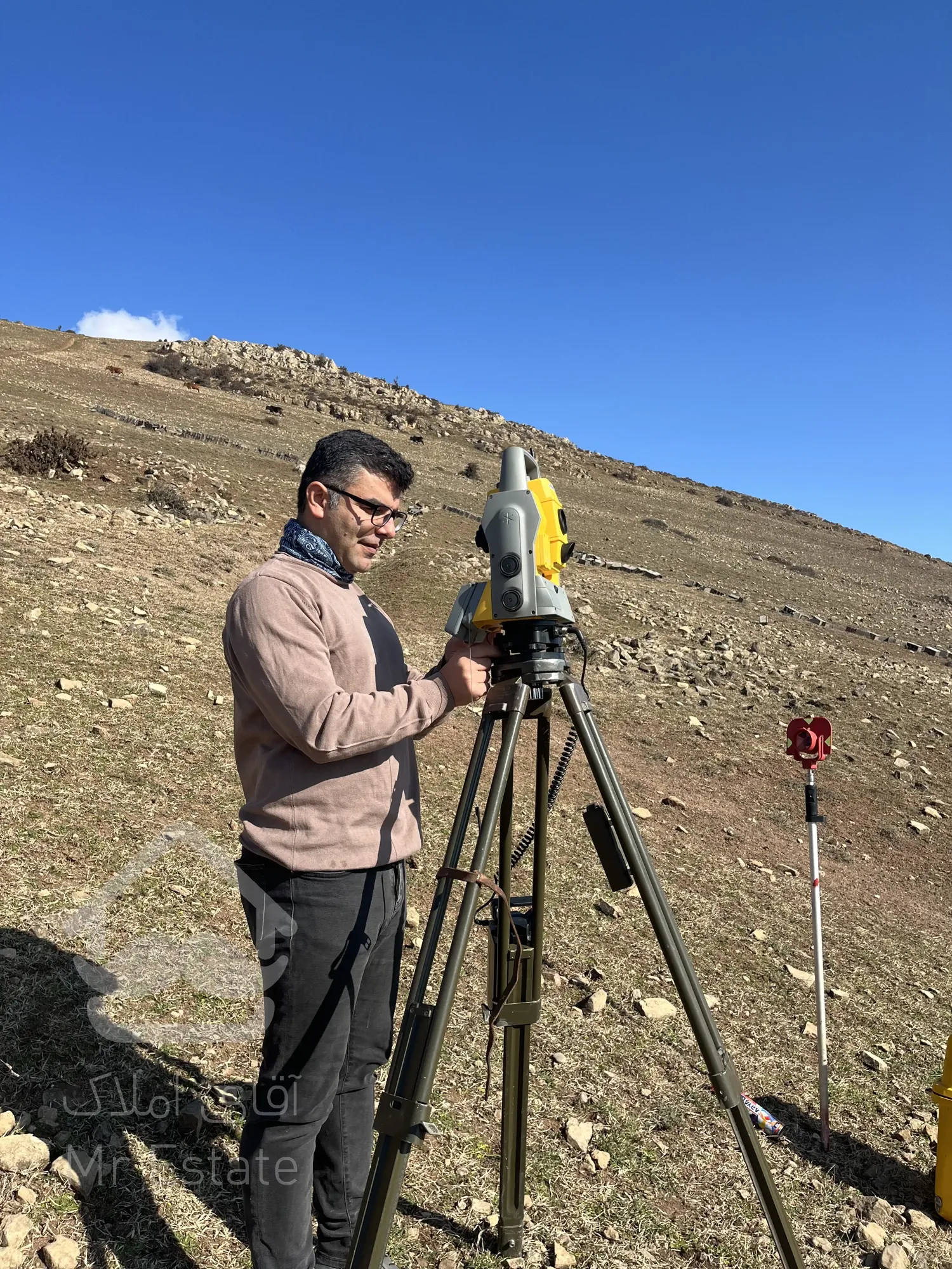 تهیه نقشه برداری و نقشه برداری سند و ساختمان