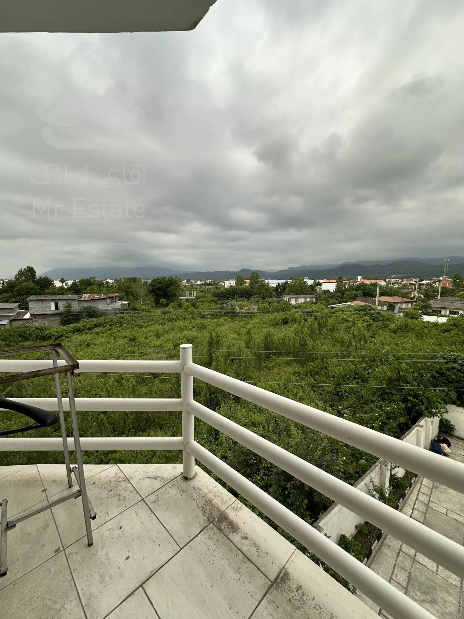 ۹۲ متر اپارتمان در بلوار کریمی نوشهر