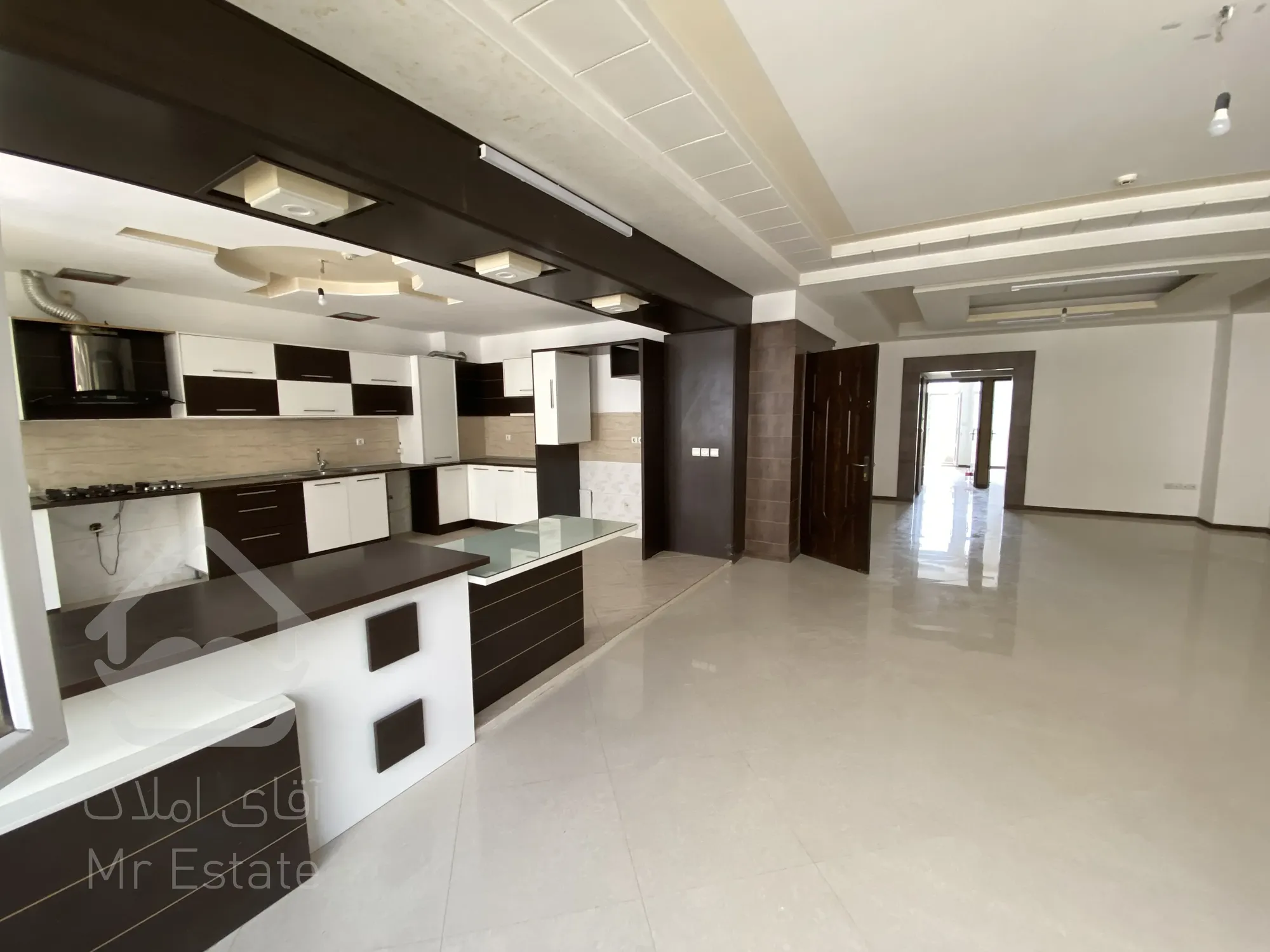 رهن فوق العاده اوکازیون اپارتمان بزرگ در اقبال لاهوری