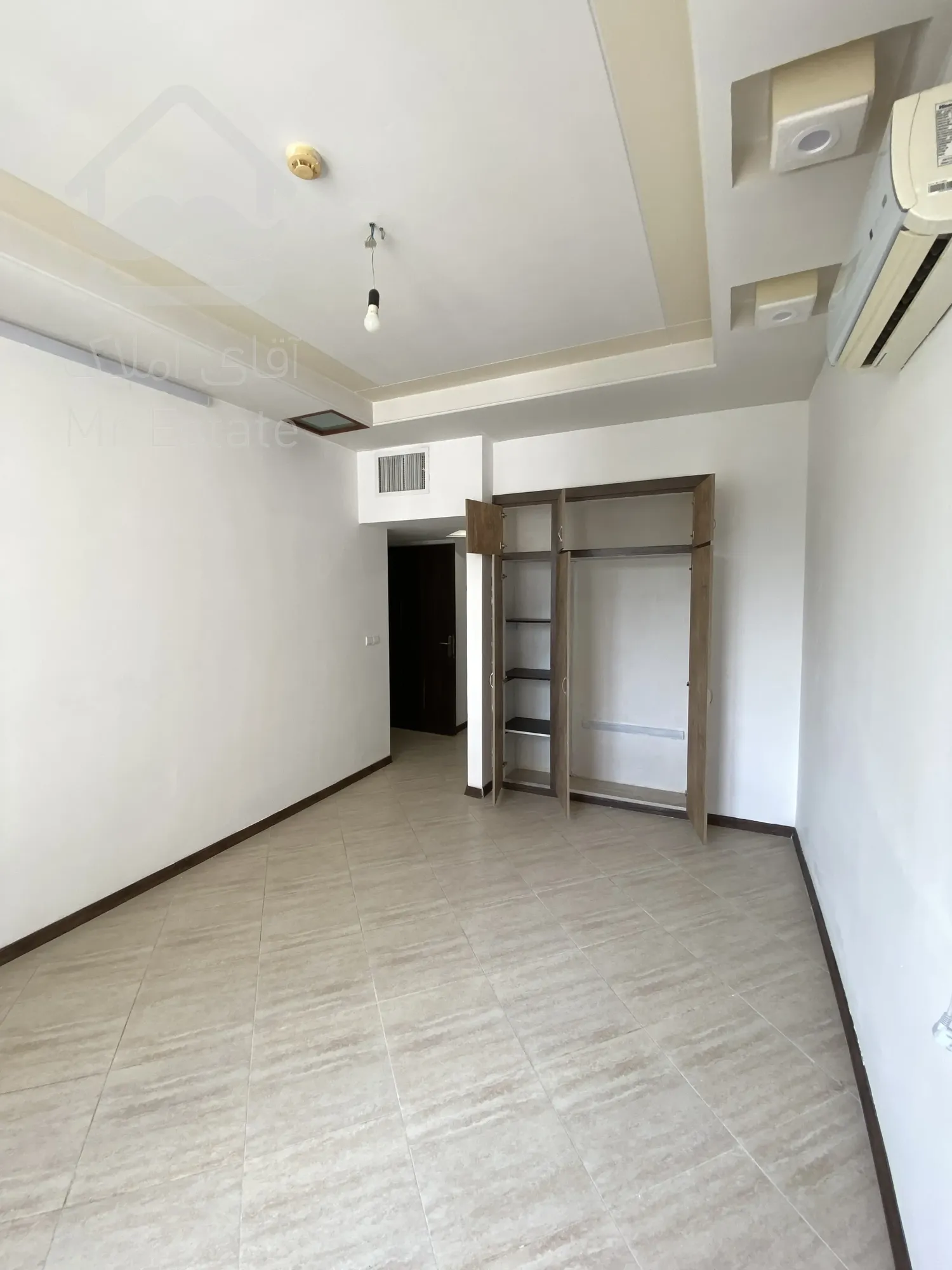 رهن فوق العاده اوکازیون اپارتمان بزرگ در اقبال لاهوری