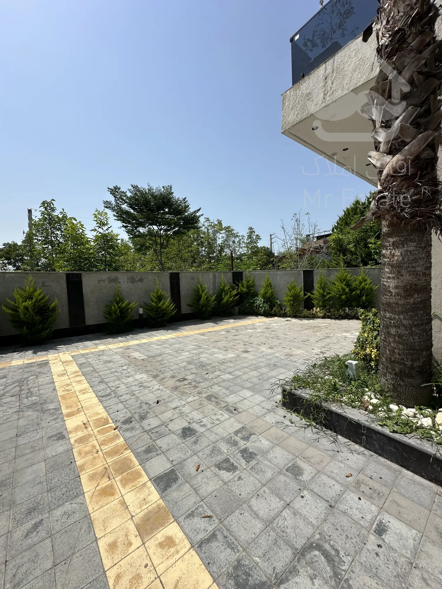 ۴۲۰ متر ویلا مدرن با شرایط ویژه در نوشهر