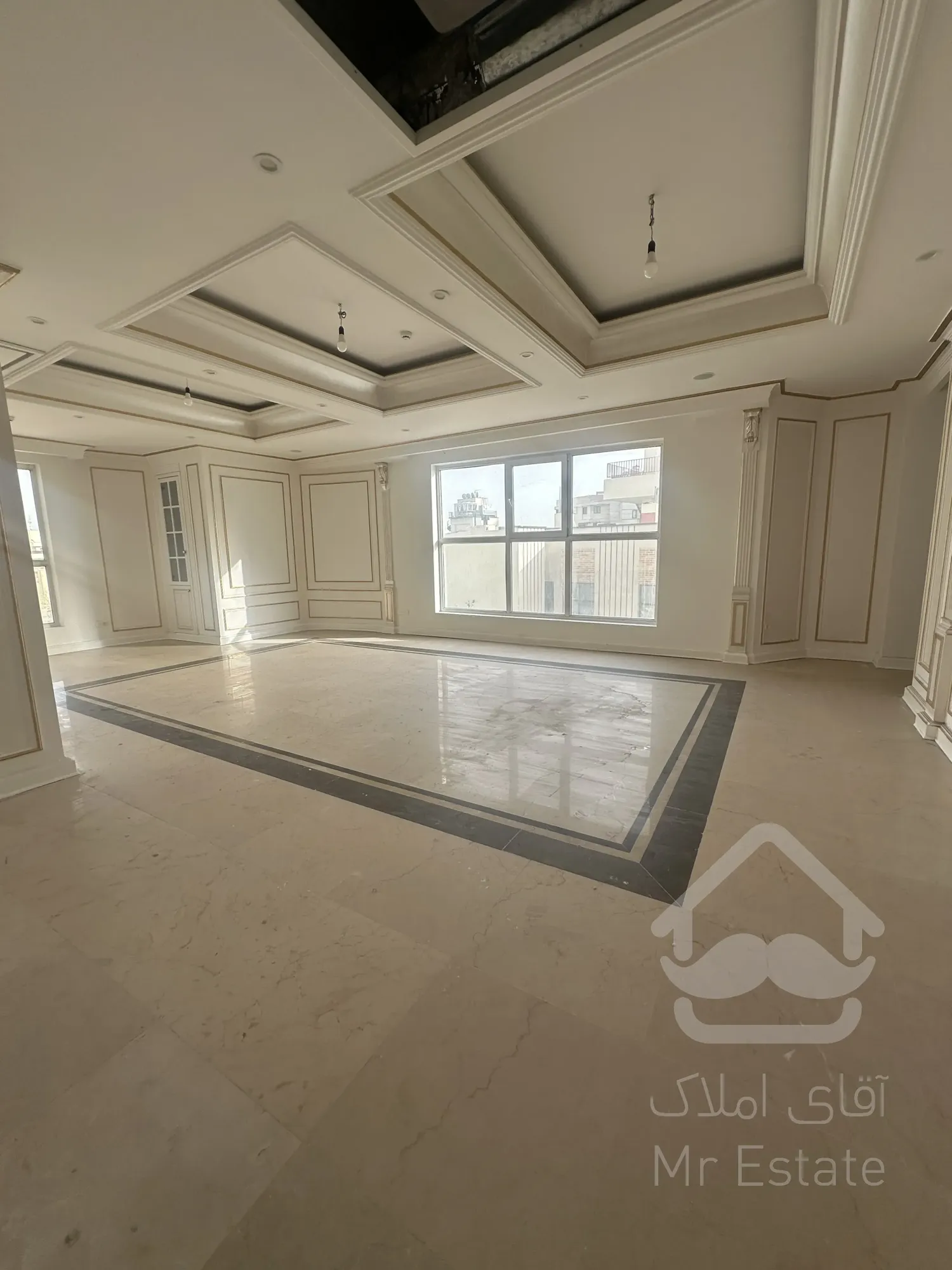 ۲۰۰متر ۳خواب مستر نیاوران برج باغ