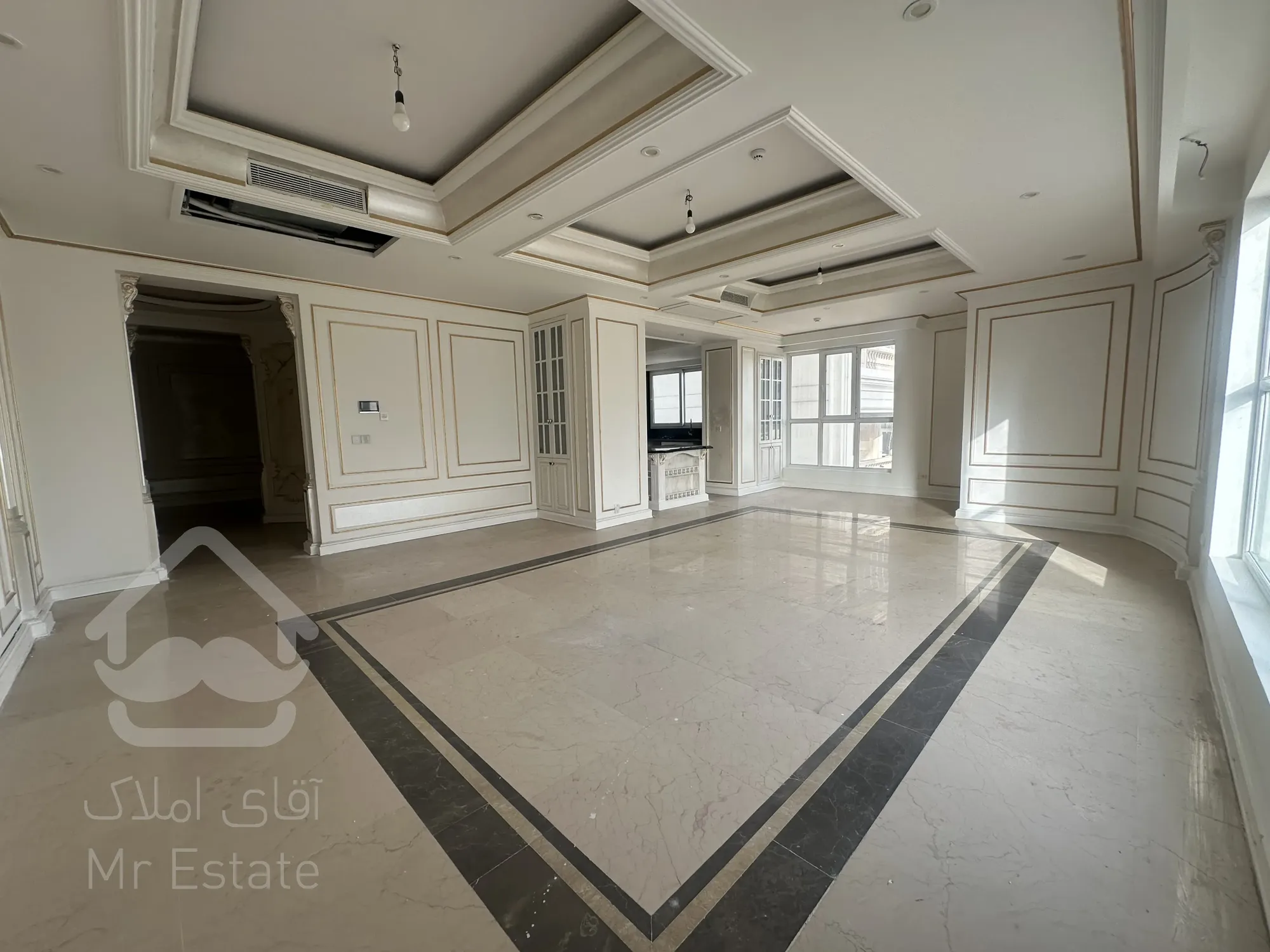 ۲۰۰متر ۳خواب مستر نیاوران برج باغ