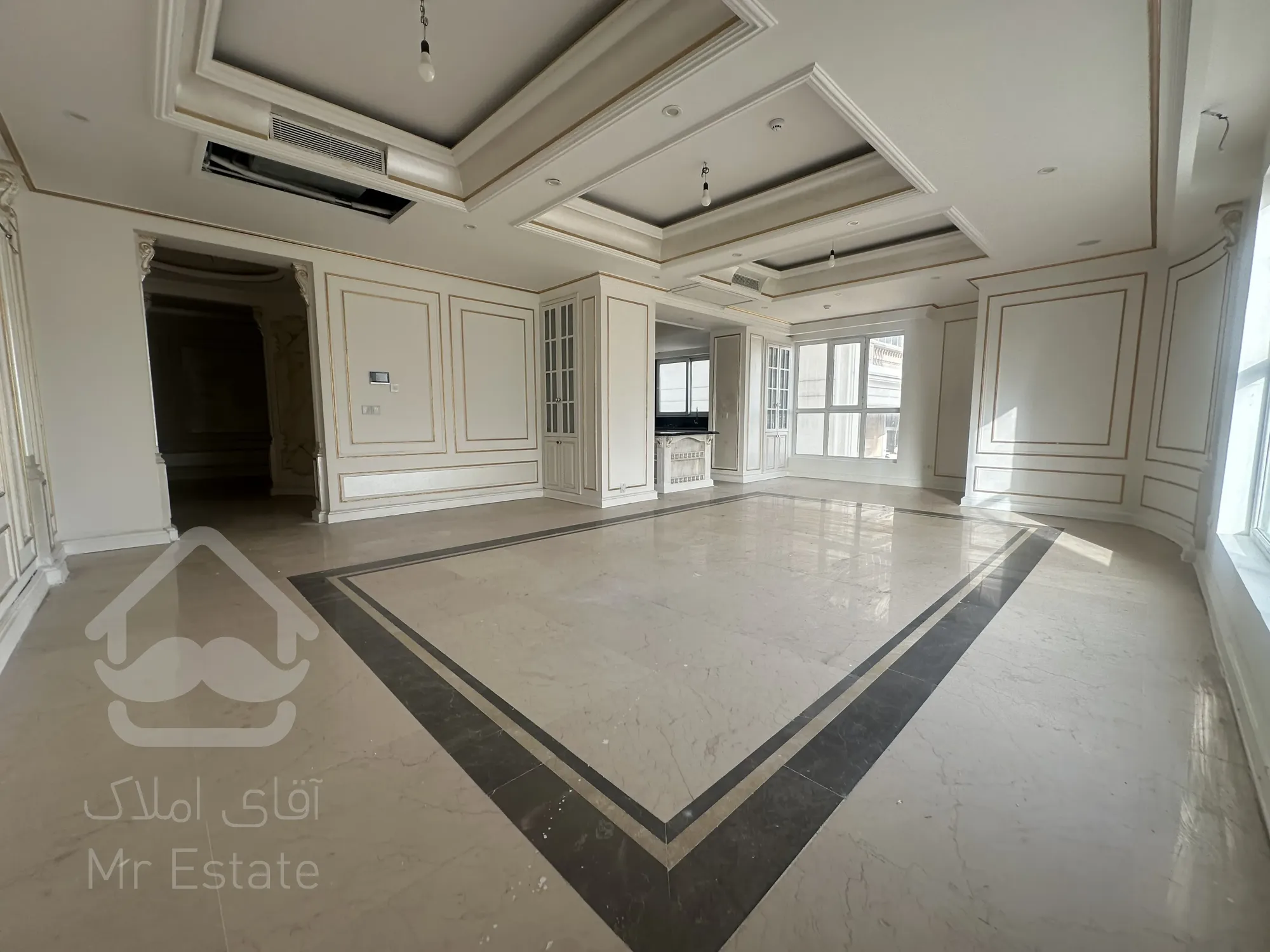 ۲۰۰متر ۳خواب مستر نیاوران برج باغ