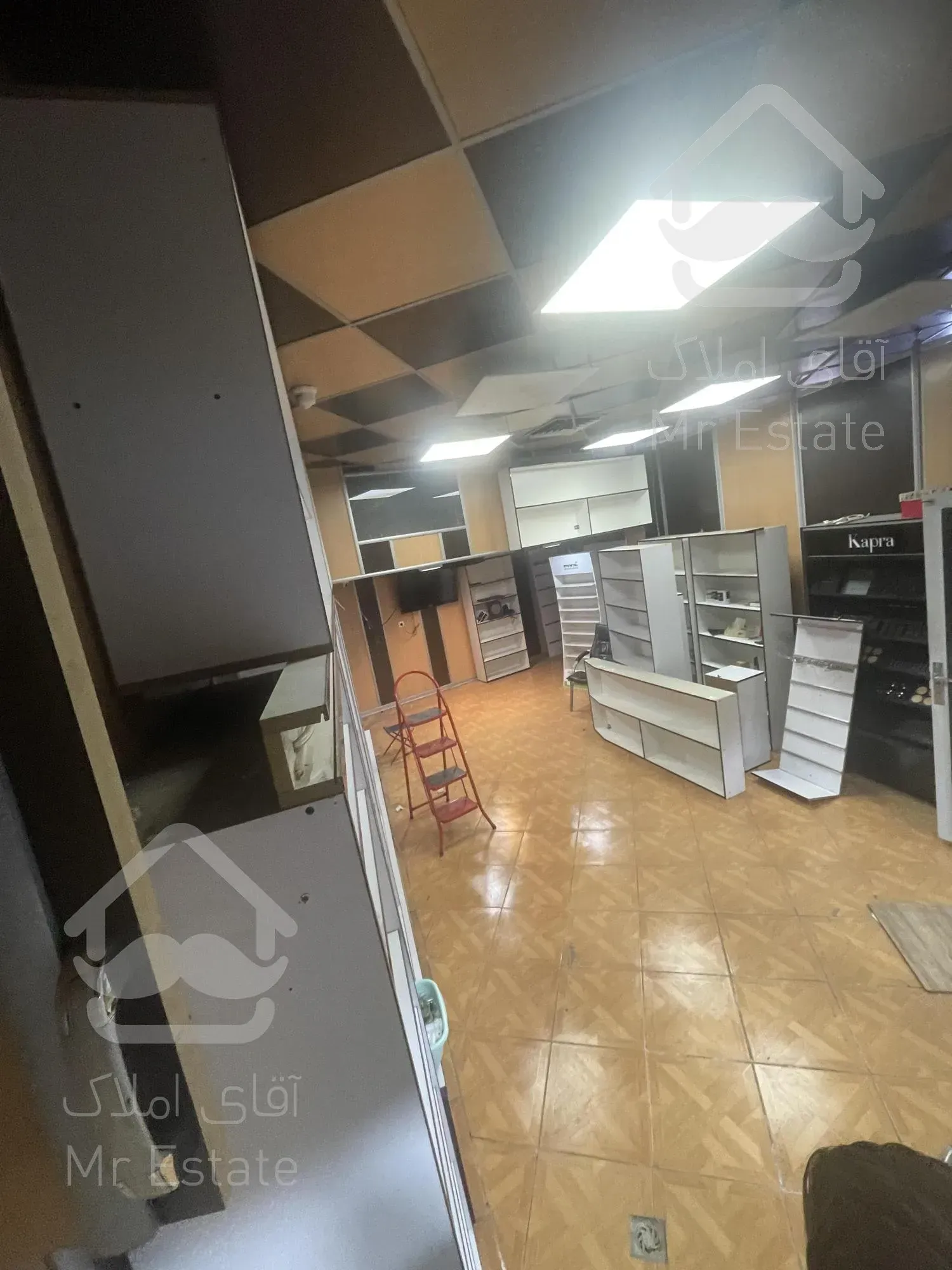 مغازه تجاری مشکین دشت