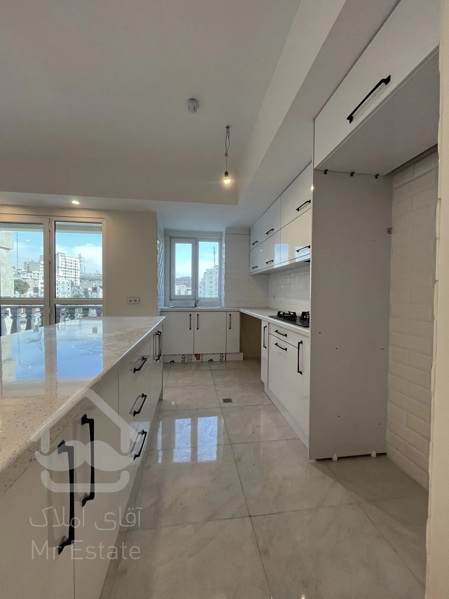 ۷۰متر ۲خواب تراورتن ترکیبی تاپ لوکیشن