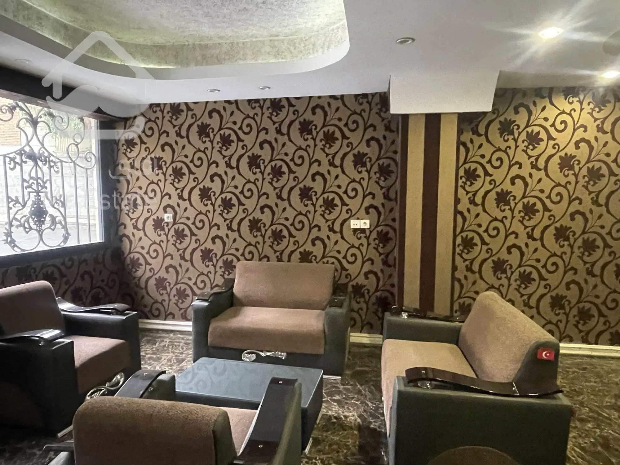 پاسداران 150 متر اداری