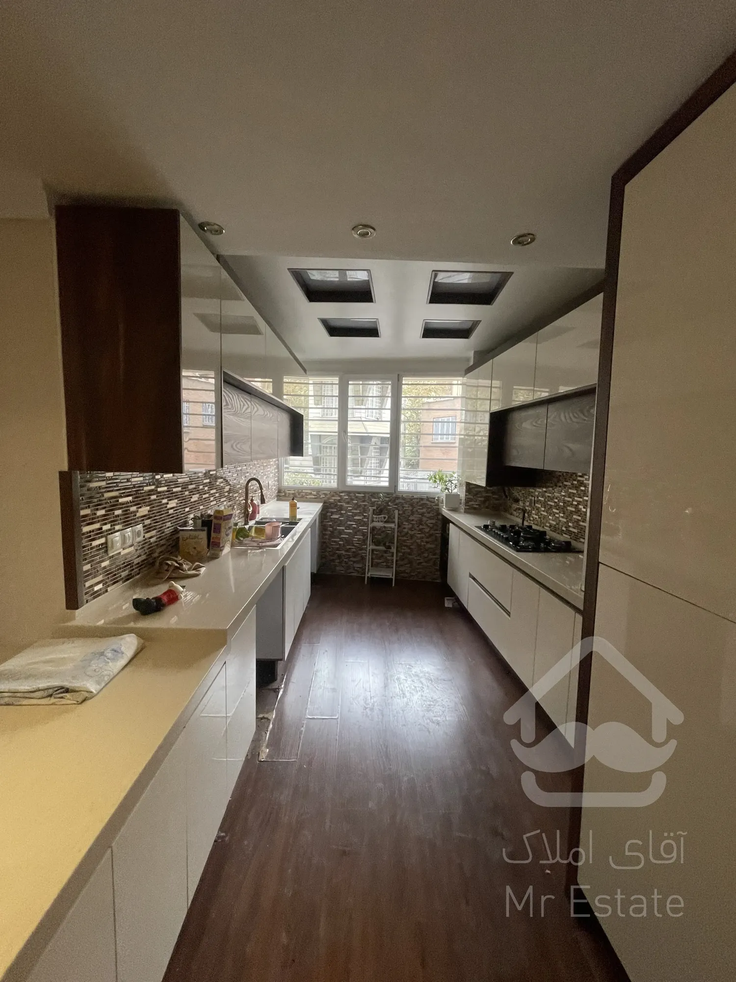 فروش 60 متری اختیاریه