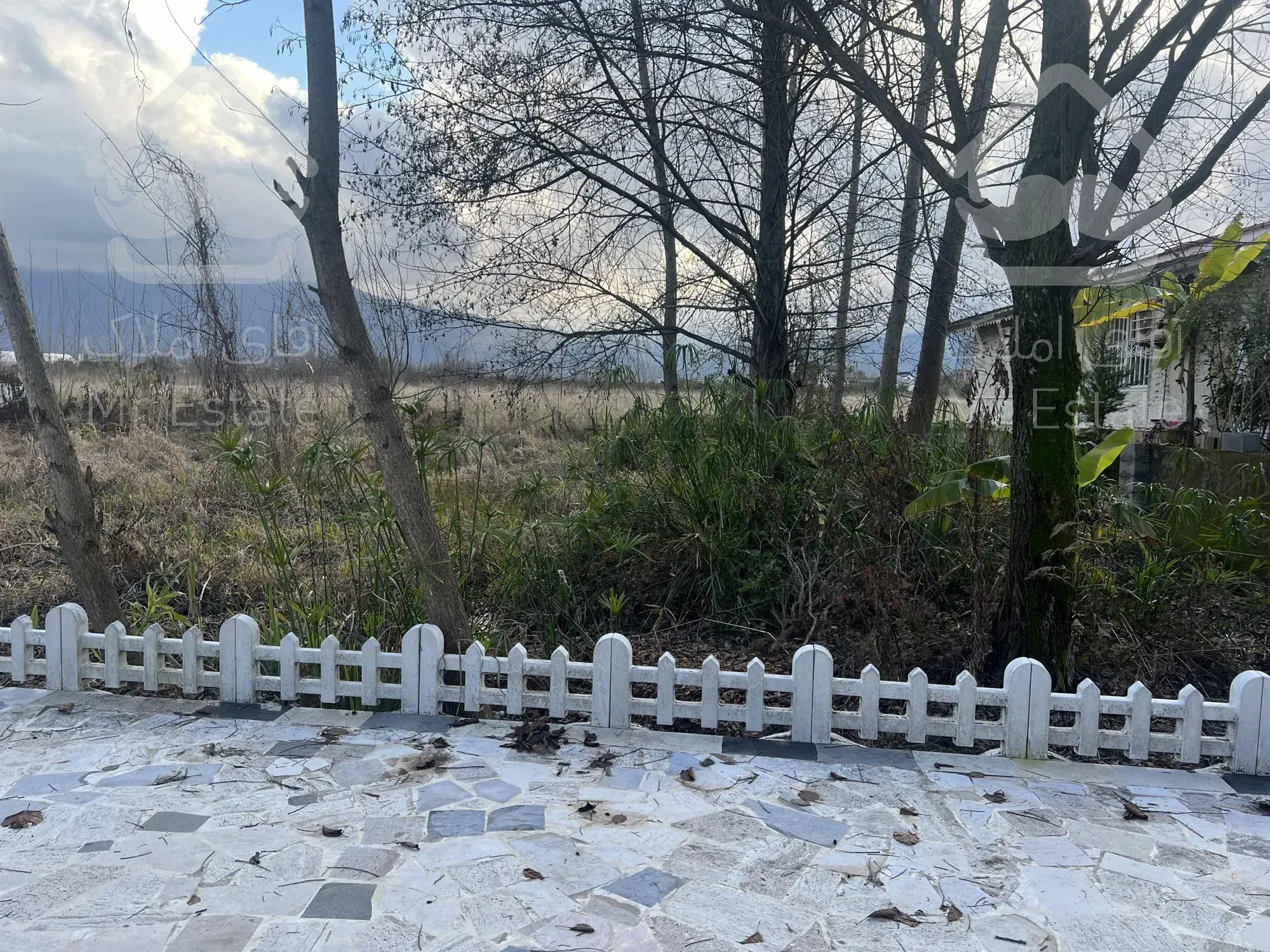 خرید زمین داخل بافت سند شمال و پروانه ساخت 303 متر