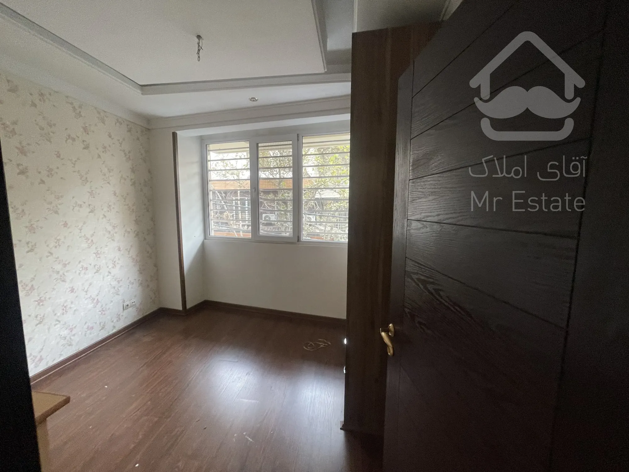 فروش 60 متری اختیاریه