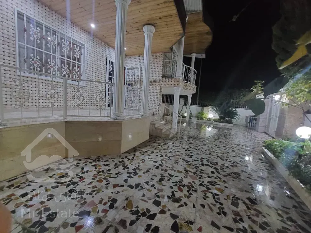 ۲۰۰ متر ویلا خوش قیمت در بندپی