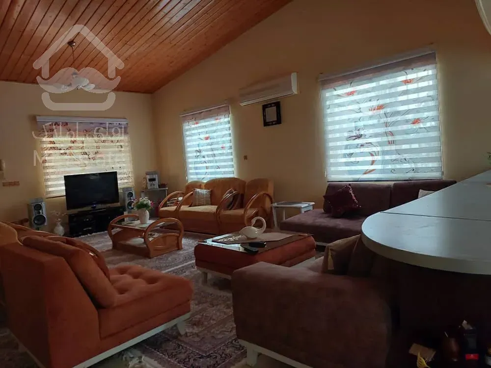 ۲۰۰ متر ویلا خوش قیمت در بندپی