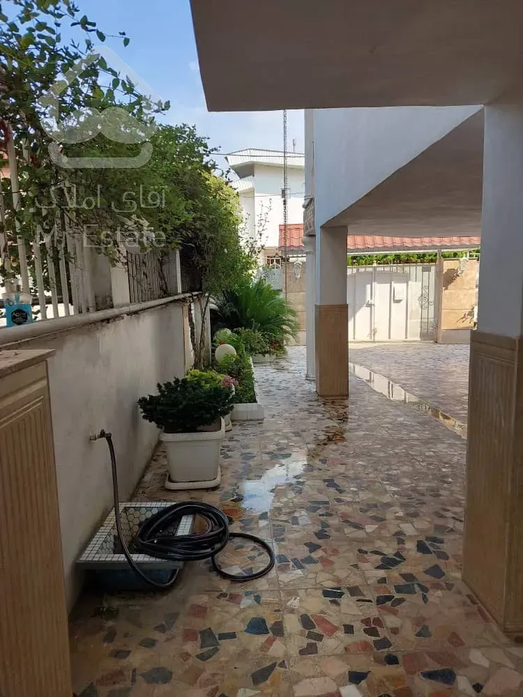 ۲۰۰ متر ویلا خوش قیمت در بندپی