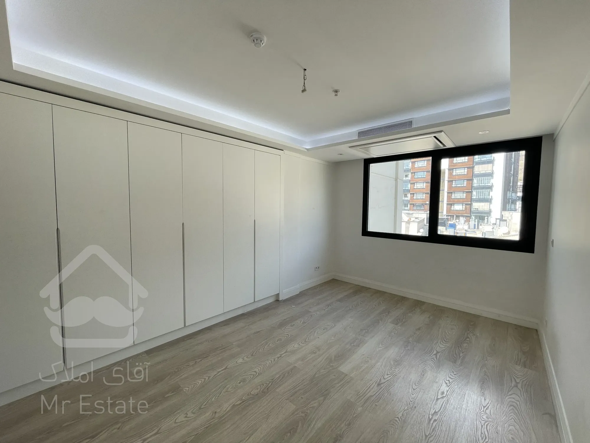 خرید اپارتمان ۲۲۰متر اجودانیه فول هوشمند مدرن