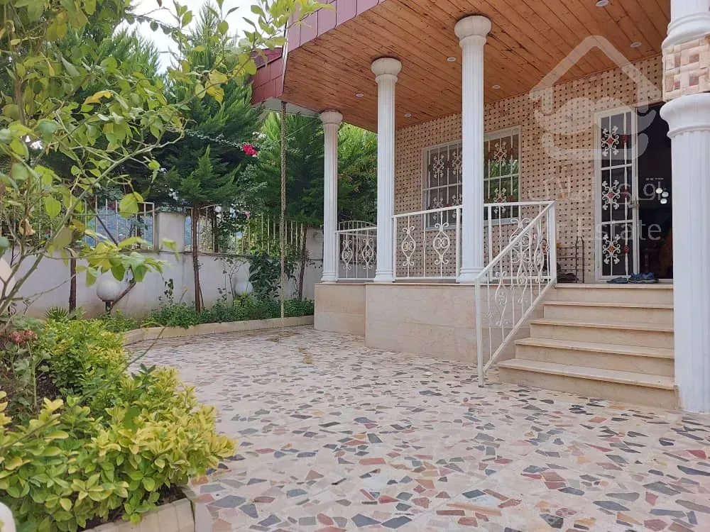 ۲۰۰ متر ویلا خوش قیمت در بندپی