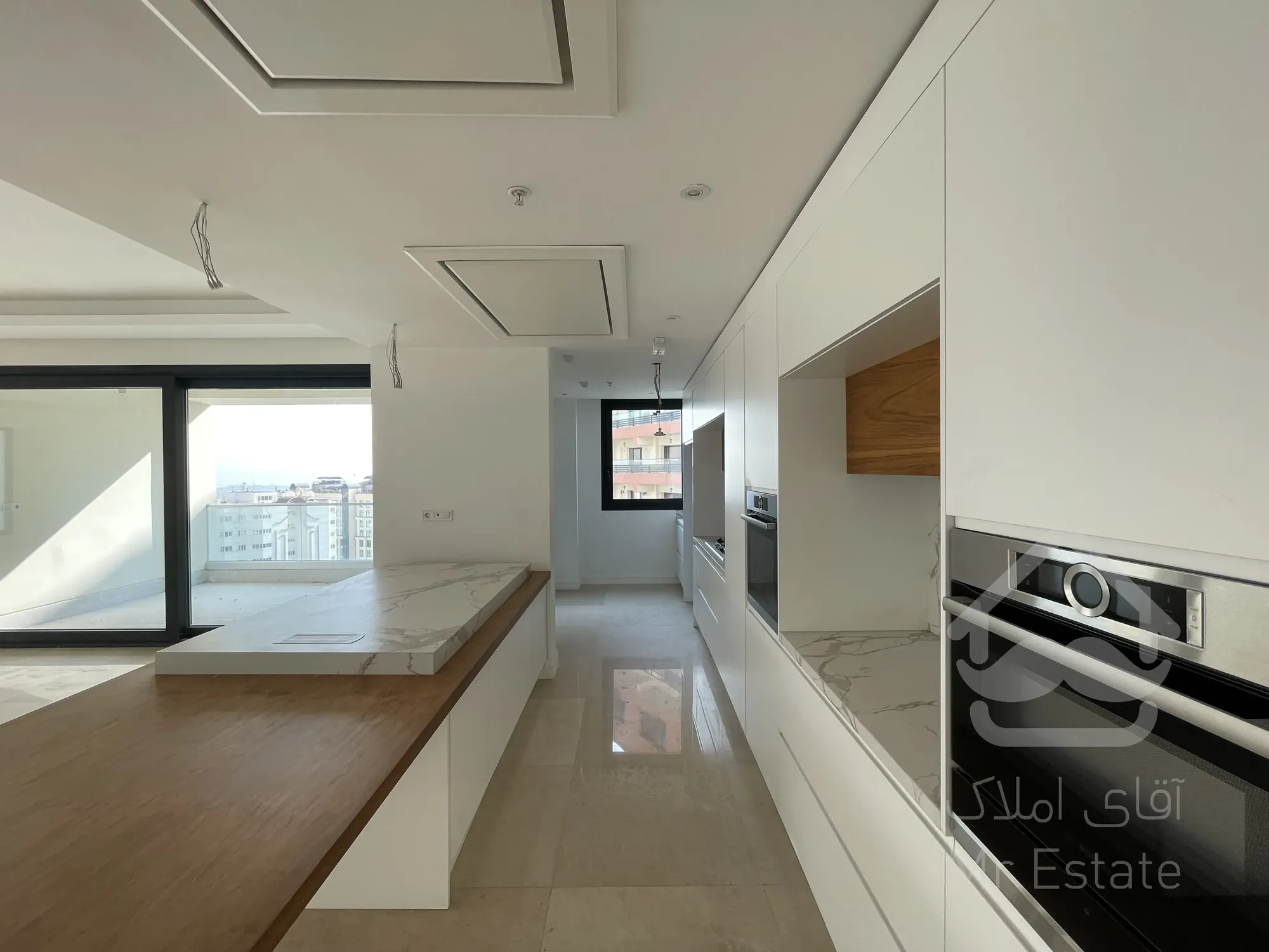 رهن و اجاره ۲۸۰متر آجودانیه مدرن فول مشاعات