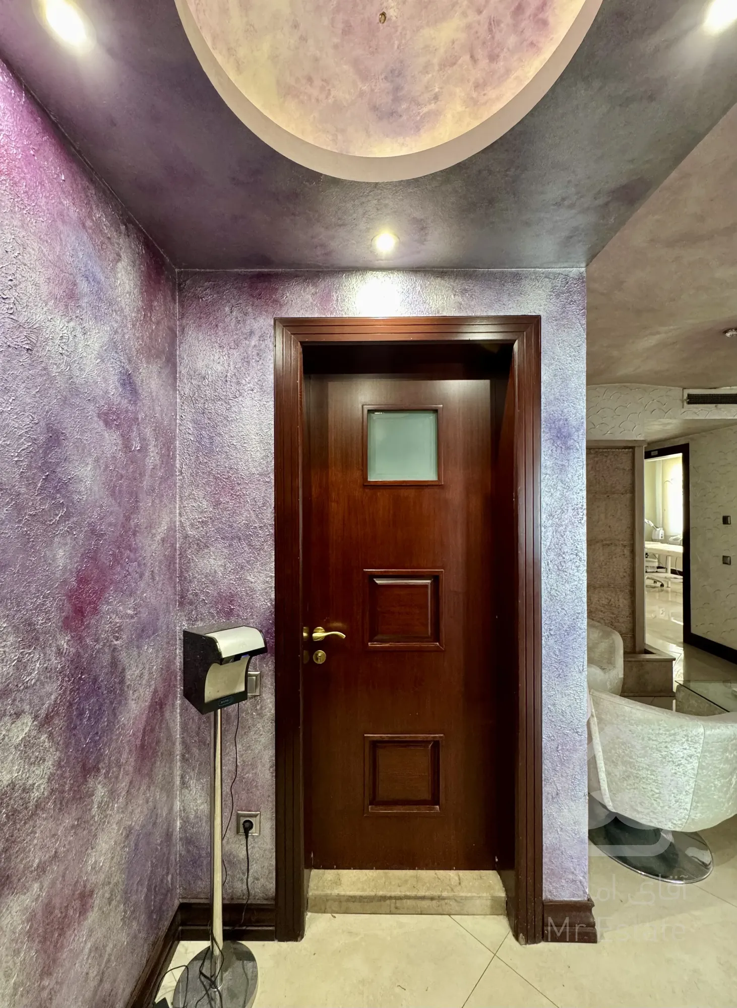 لوکیشن بی نظیر بر خیابان اندرزگو-145 متر