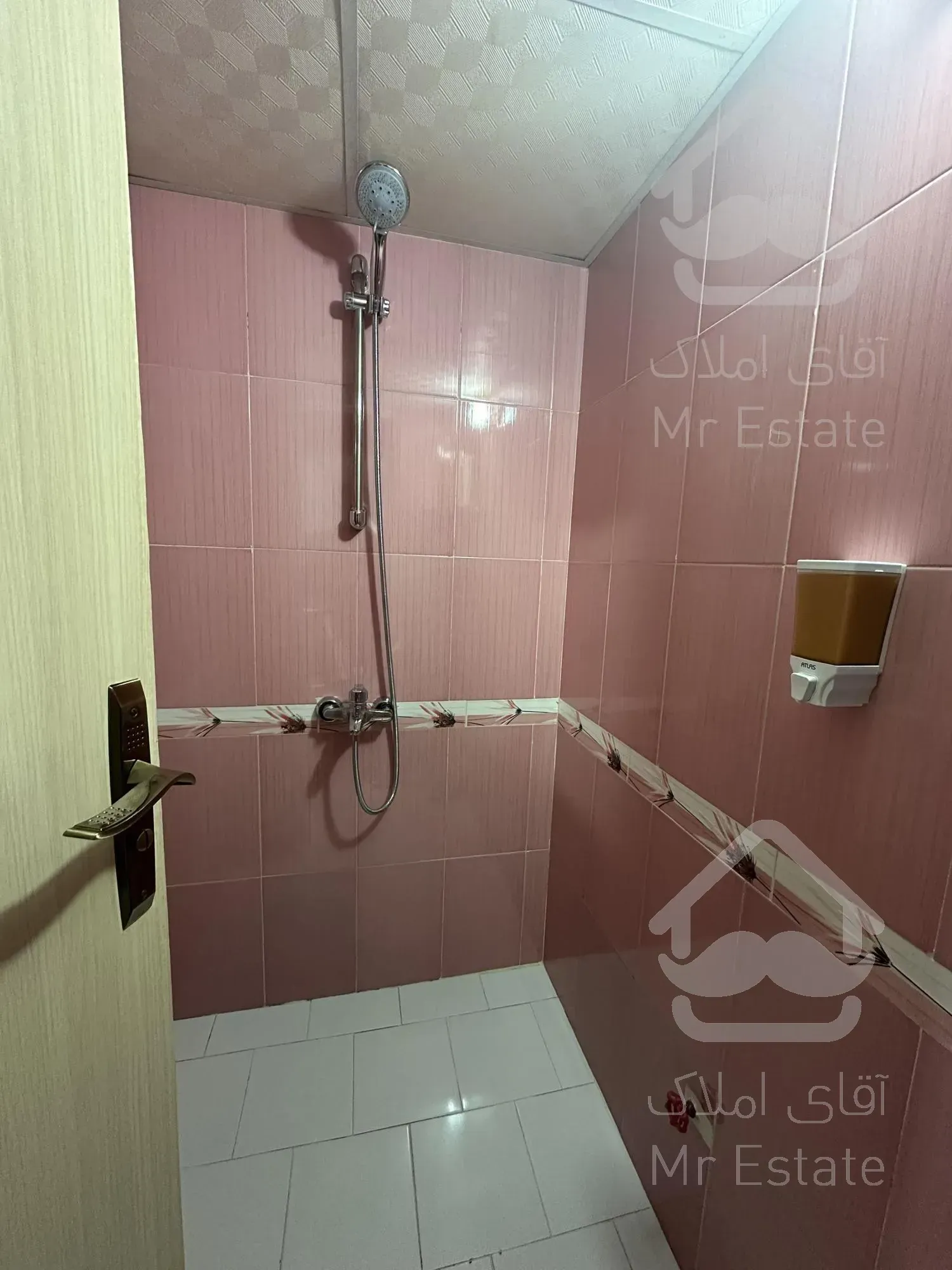 ۶۷متری شیک و زیبا پیشوا