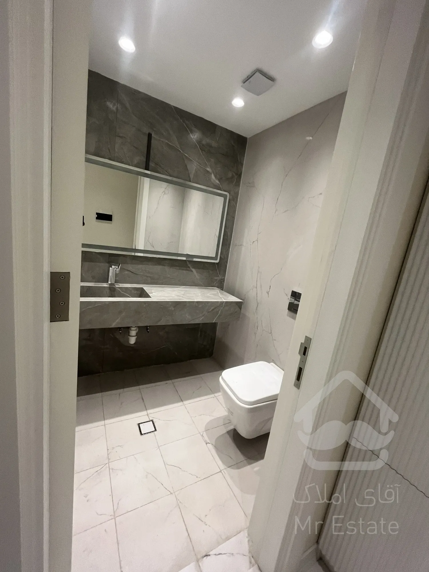 اجاره 150 متری دیباجی