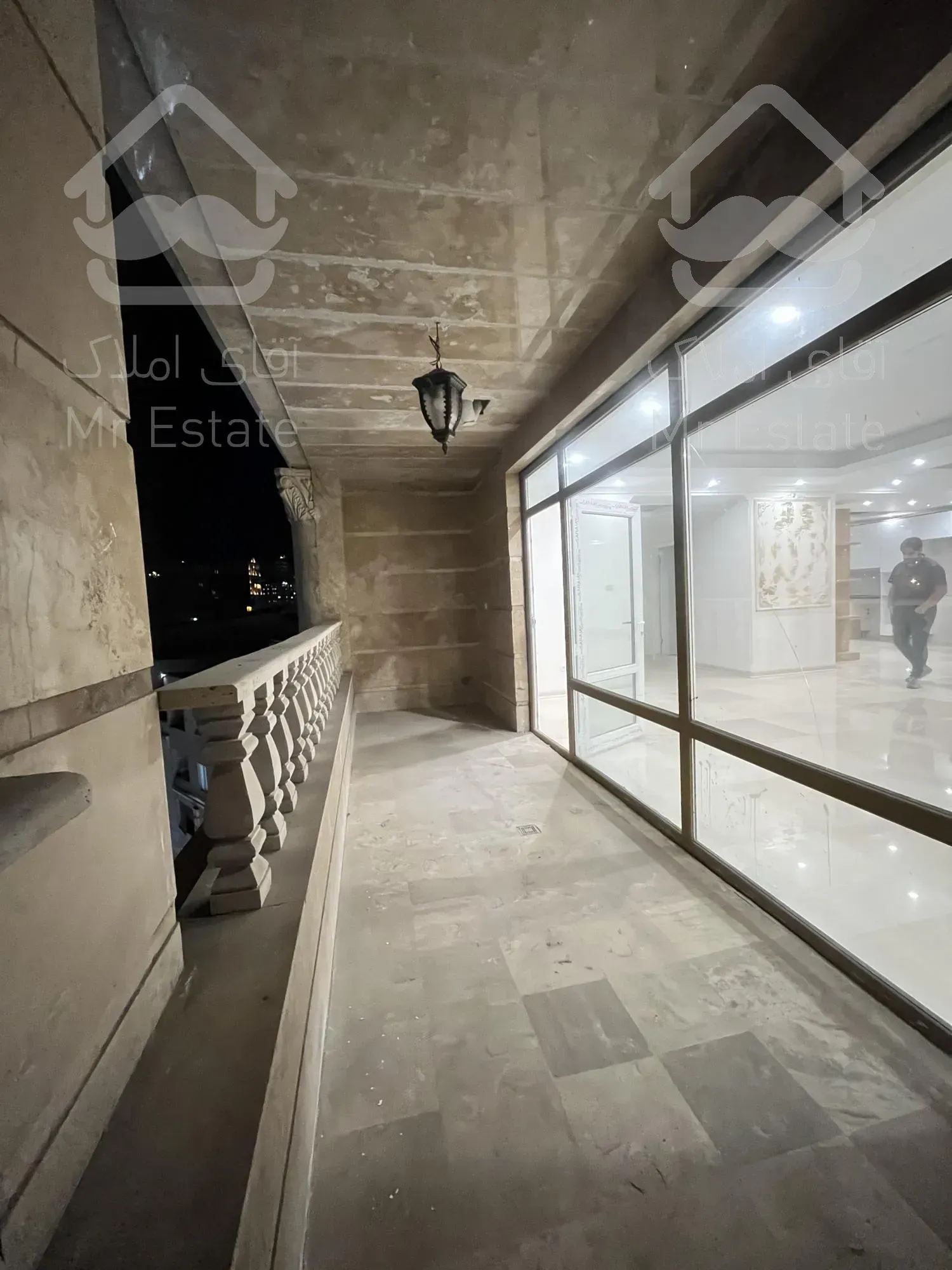 ۲۷۵ متر ، ۴ خواب ، پاسداران