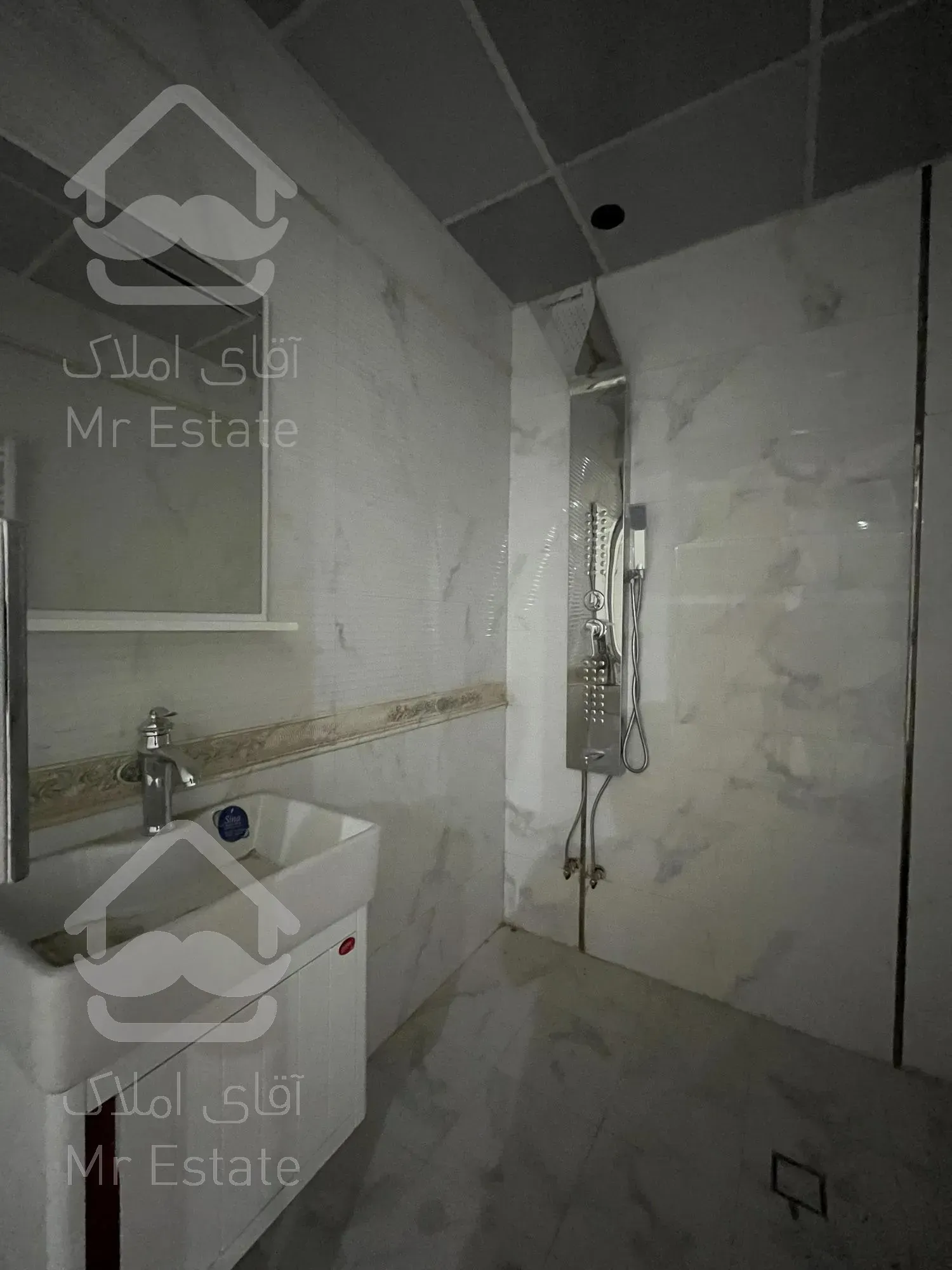 ۲۷۵ متر ، ۴ خواب ، پاسداران