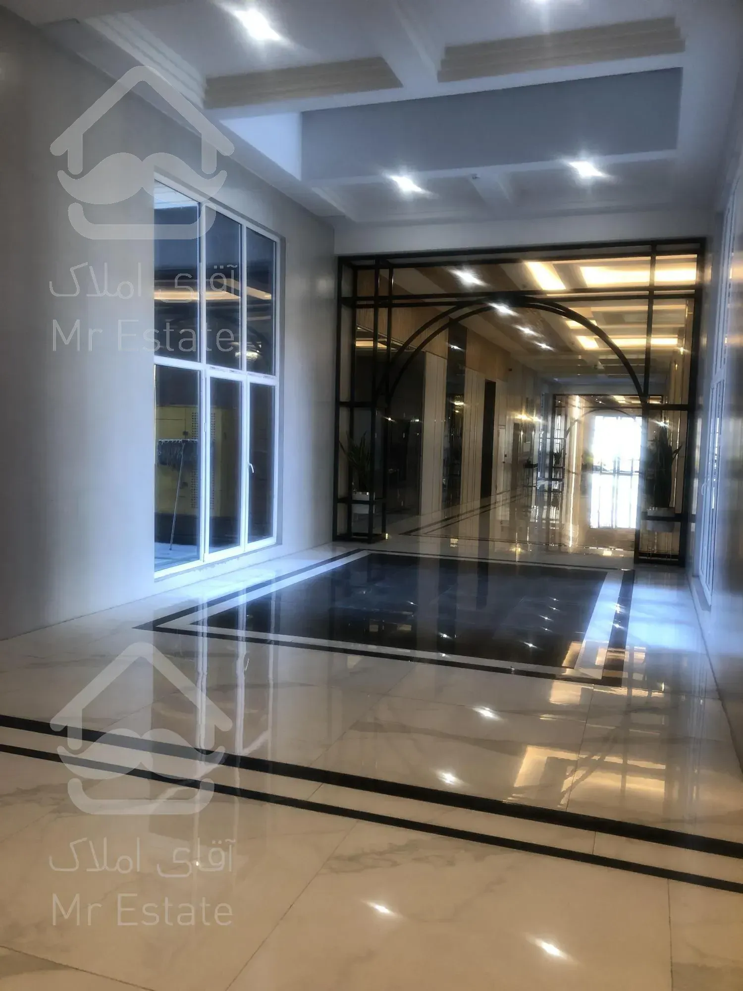 اجاره آپارتمان 2 تا 4خواب در برج با مشاعات آبی در پونک