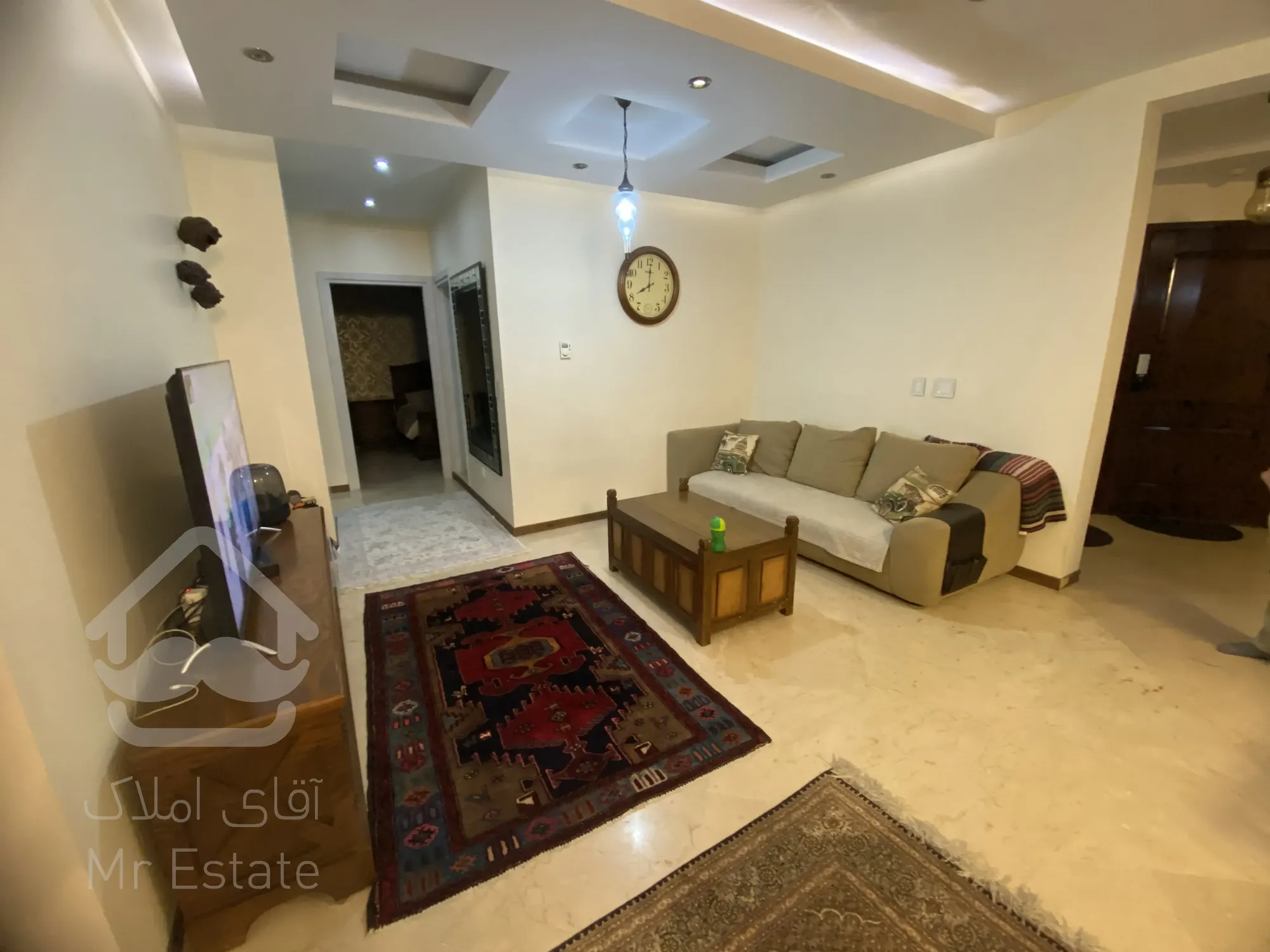 کامرانیه شمالی ۱۵۷ متر ۹ سال ساخت لاکچری