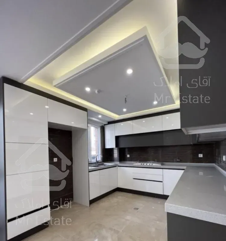 فروش آپارتمان سه خوابه ۱۸۰ متر قدوسی غربی شیراز