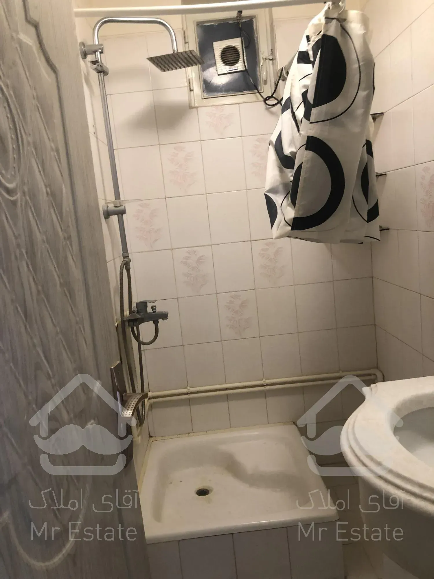 شهرك غرب٦٥متر درختي