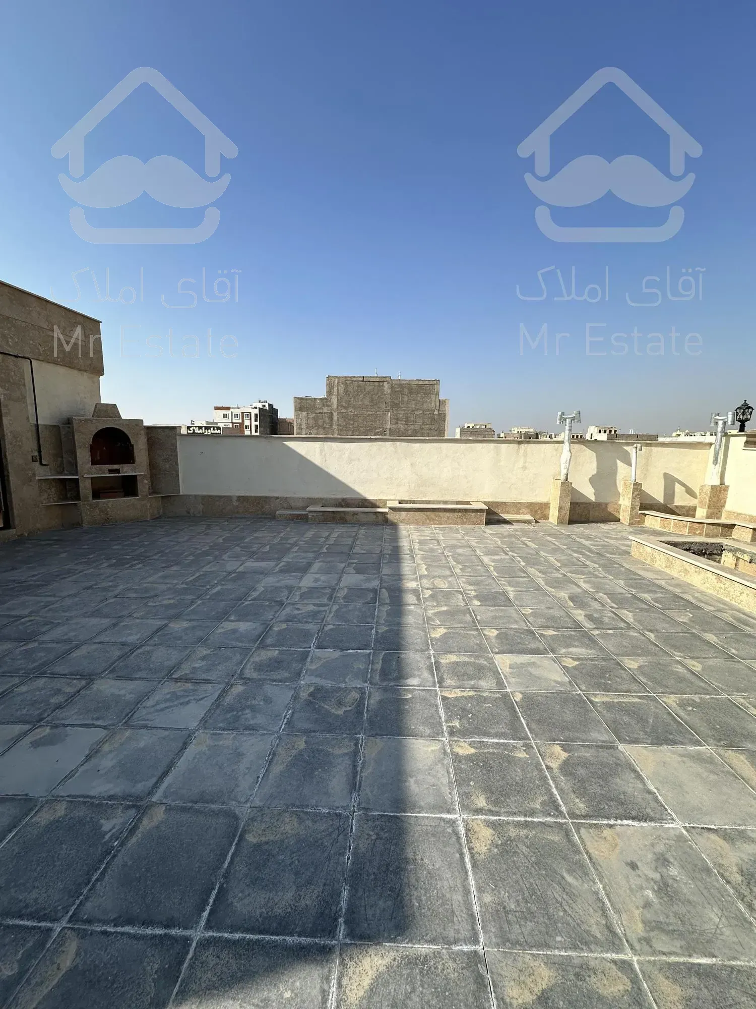 300 متر آپارتمان نوساز پیشوا