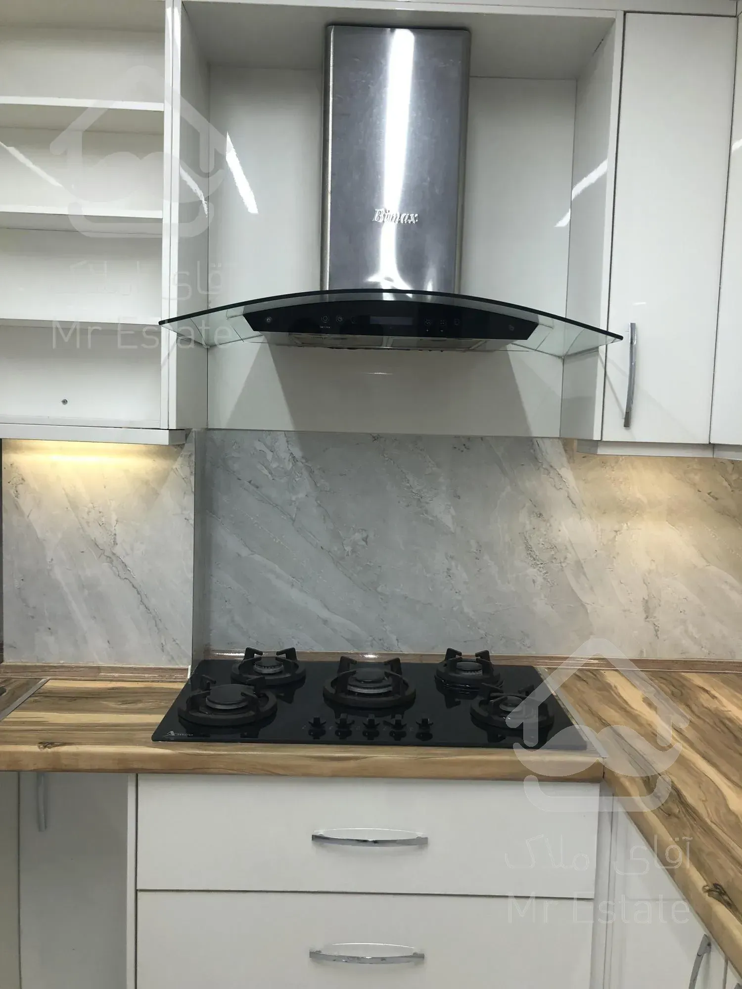 سعادت آباد135متر بالای کاج