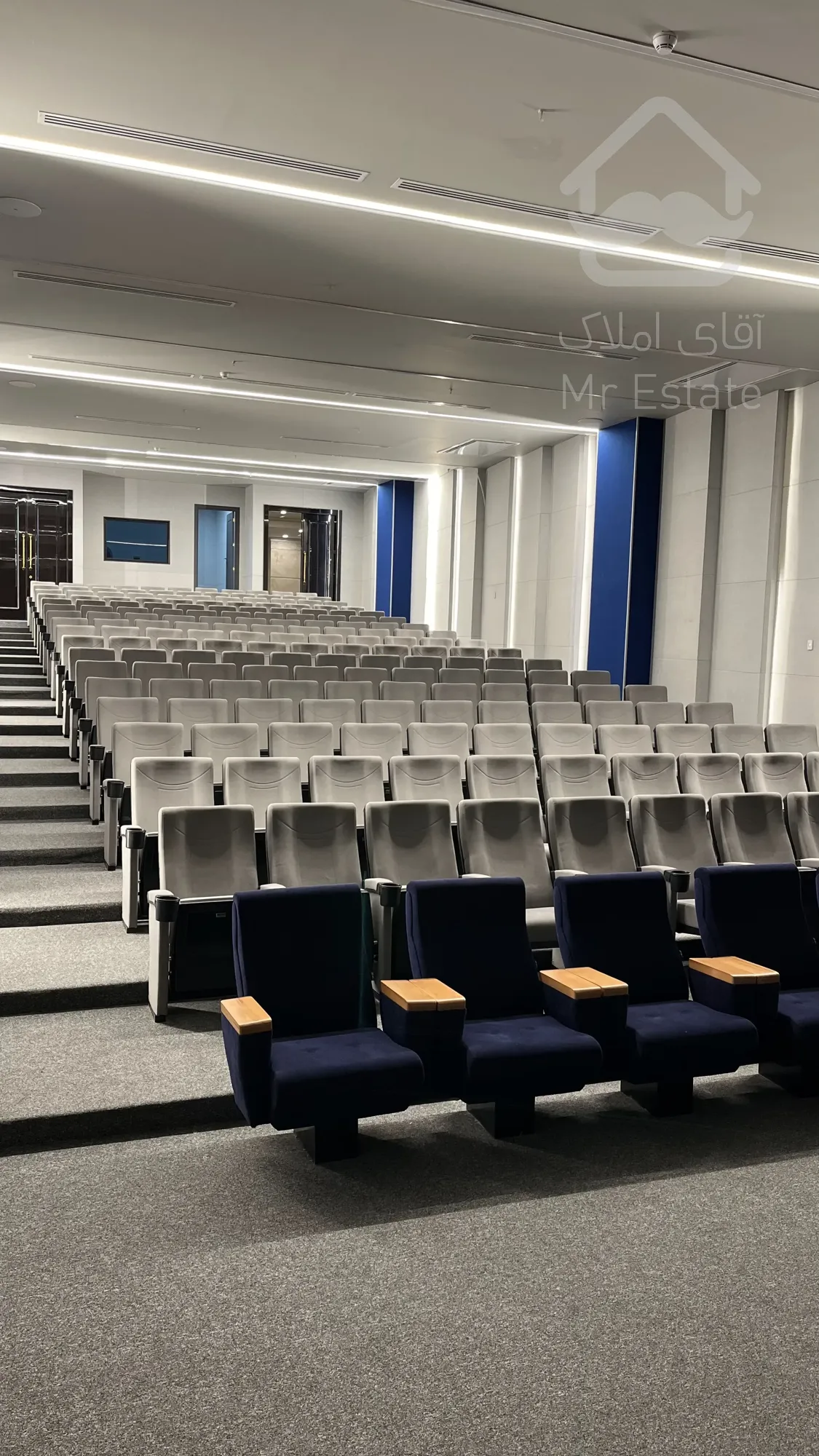 فوش اداری 91 متر رونیکا پلاس غروی /فلت / بادسترسی عالی به شریان های اصلی شهر