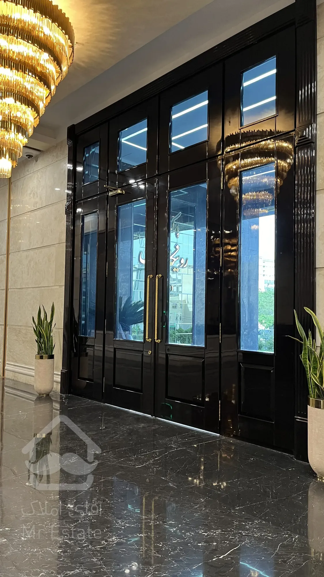 پیش فروش واحد تجاری 31 متری در رونیکامال میرزا بابائی،انتخابی برای کسب و کارهای مدرن