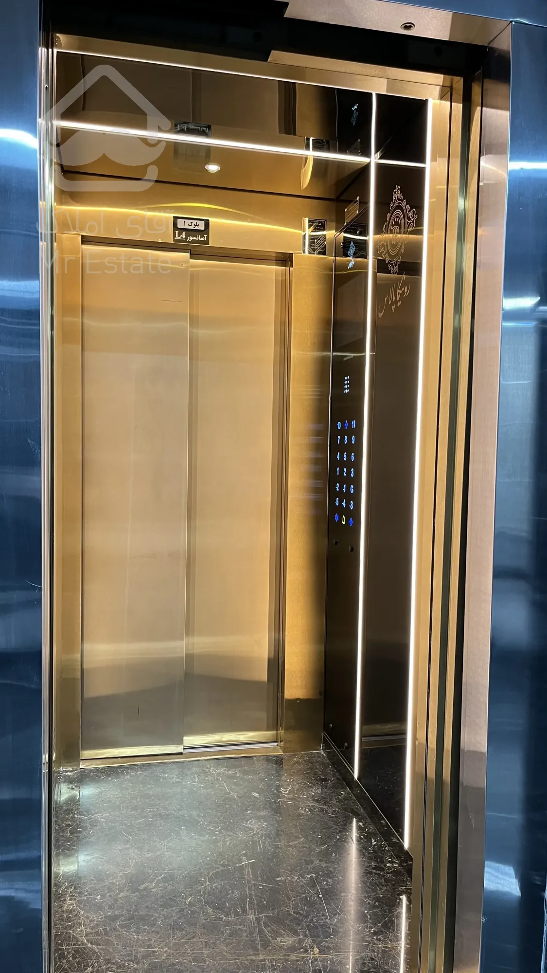 پیش فروش واحد تجاری 18 متری در رونیکا پالاس میرزا بابائی