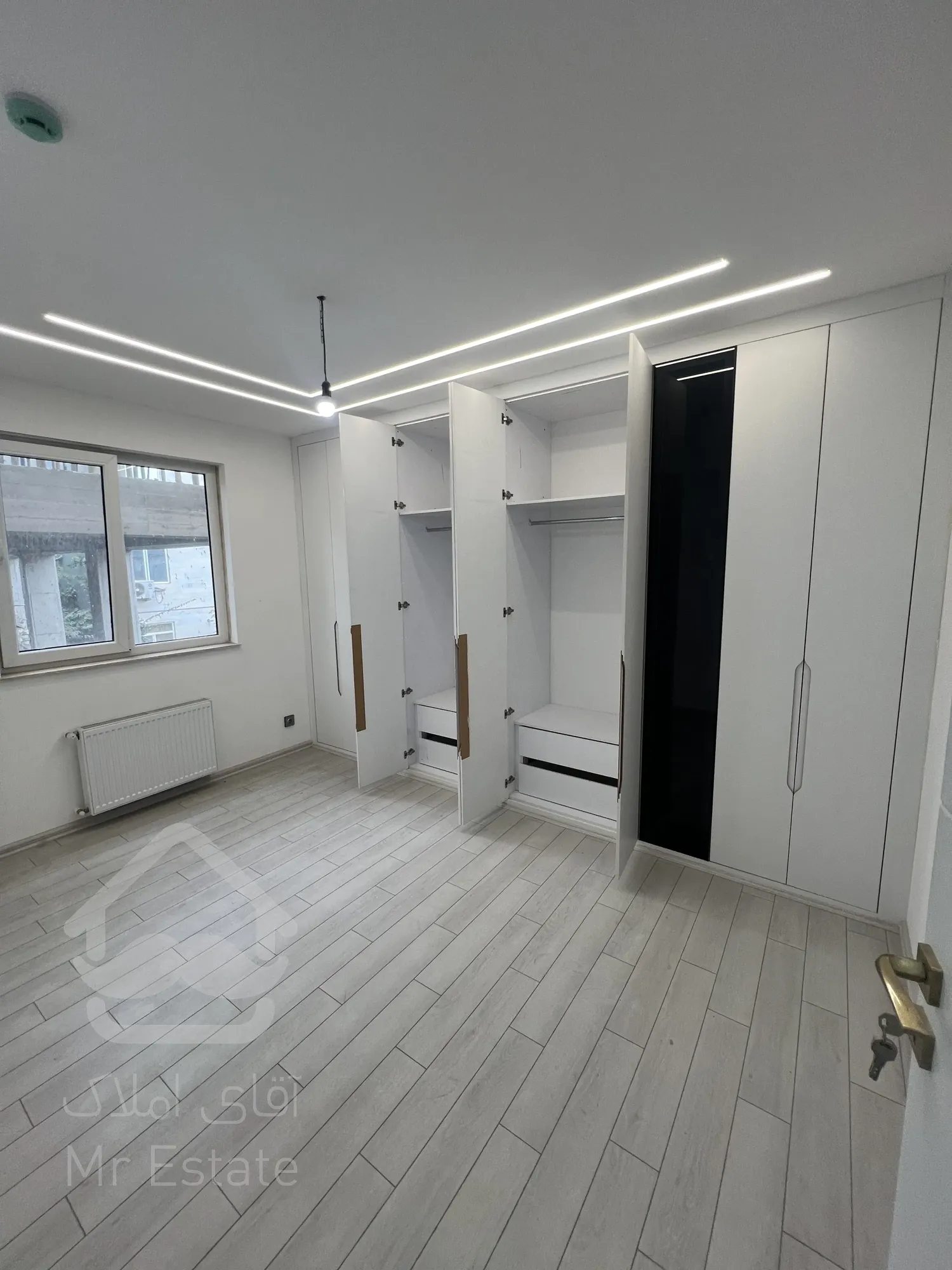 اپارتمان کلید نخورده