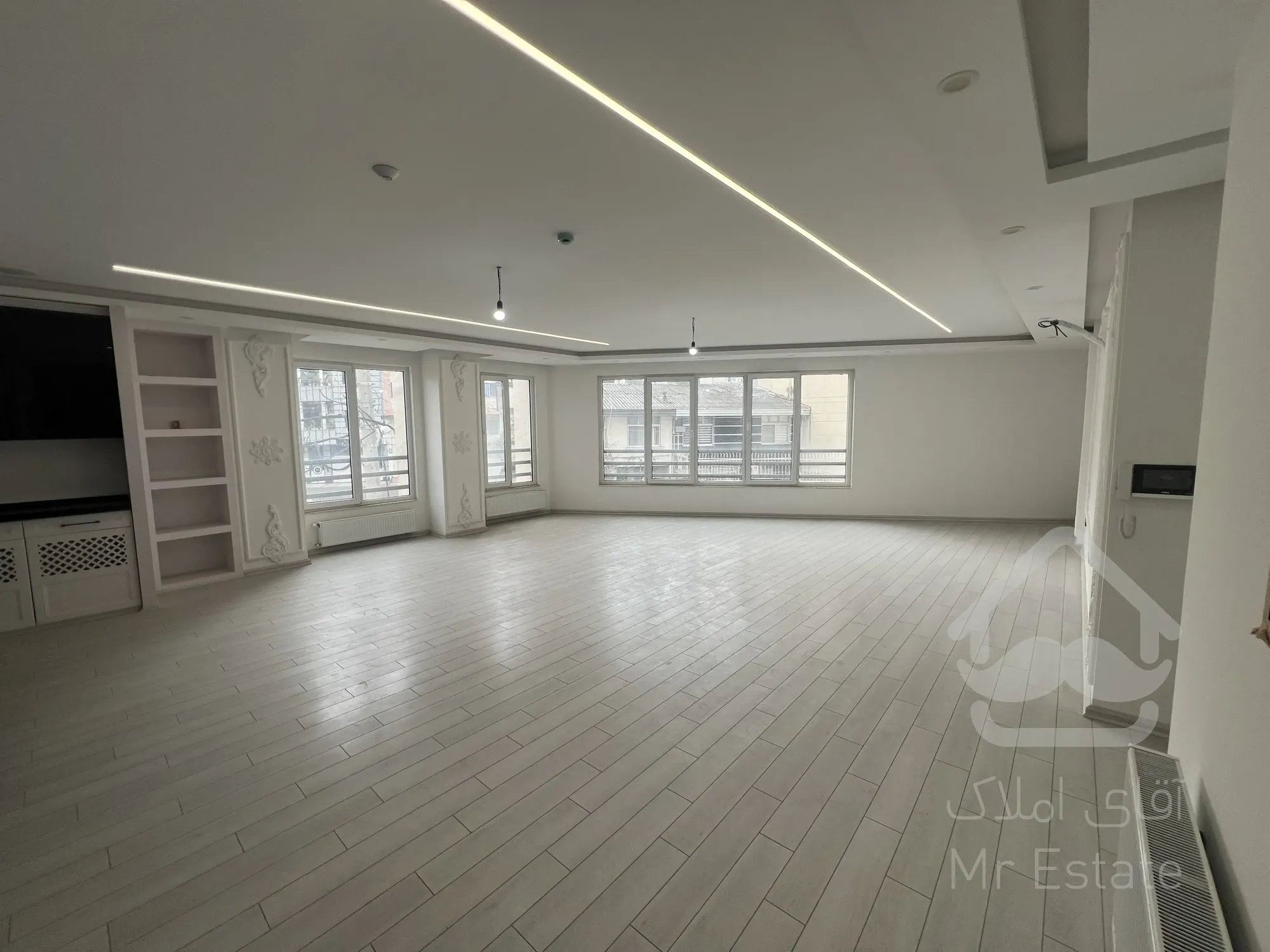 اپارتمان کلید نخورده