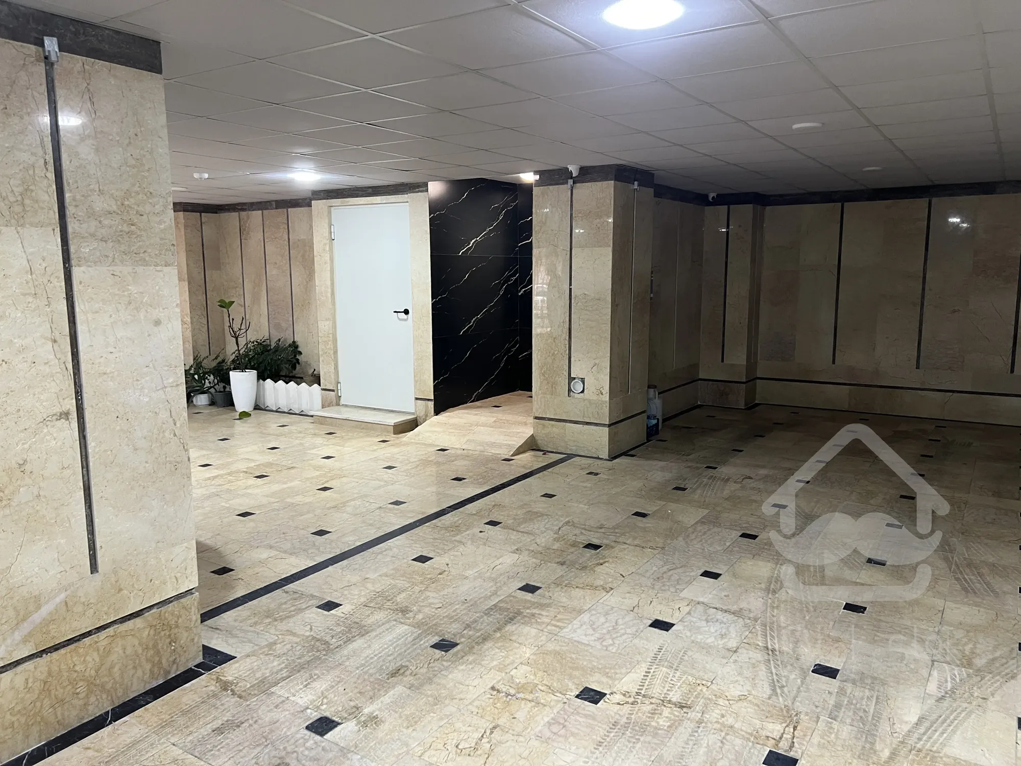 اپارتمان کلید نخورده