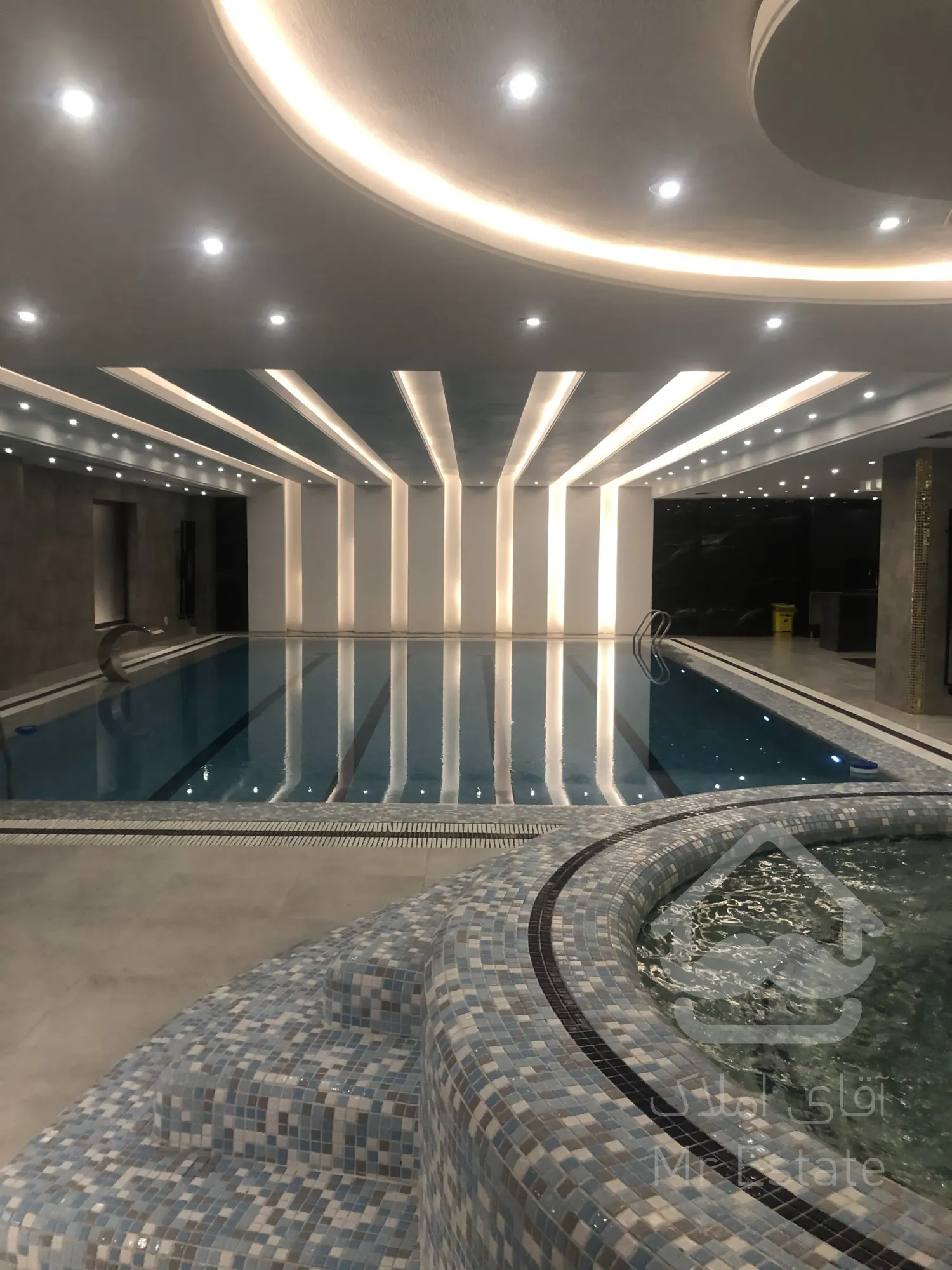 پیش فروش آپارتمان 121 متری در نارمک