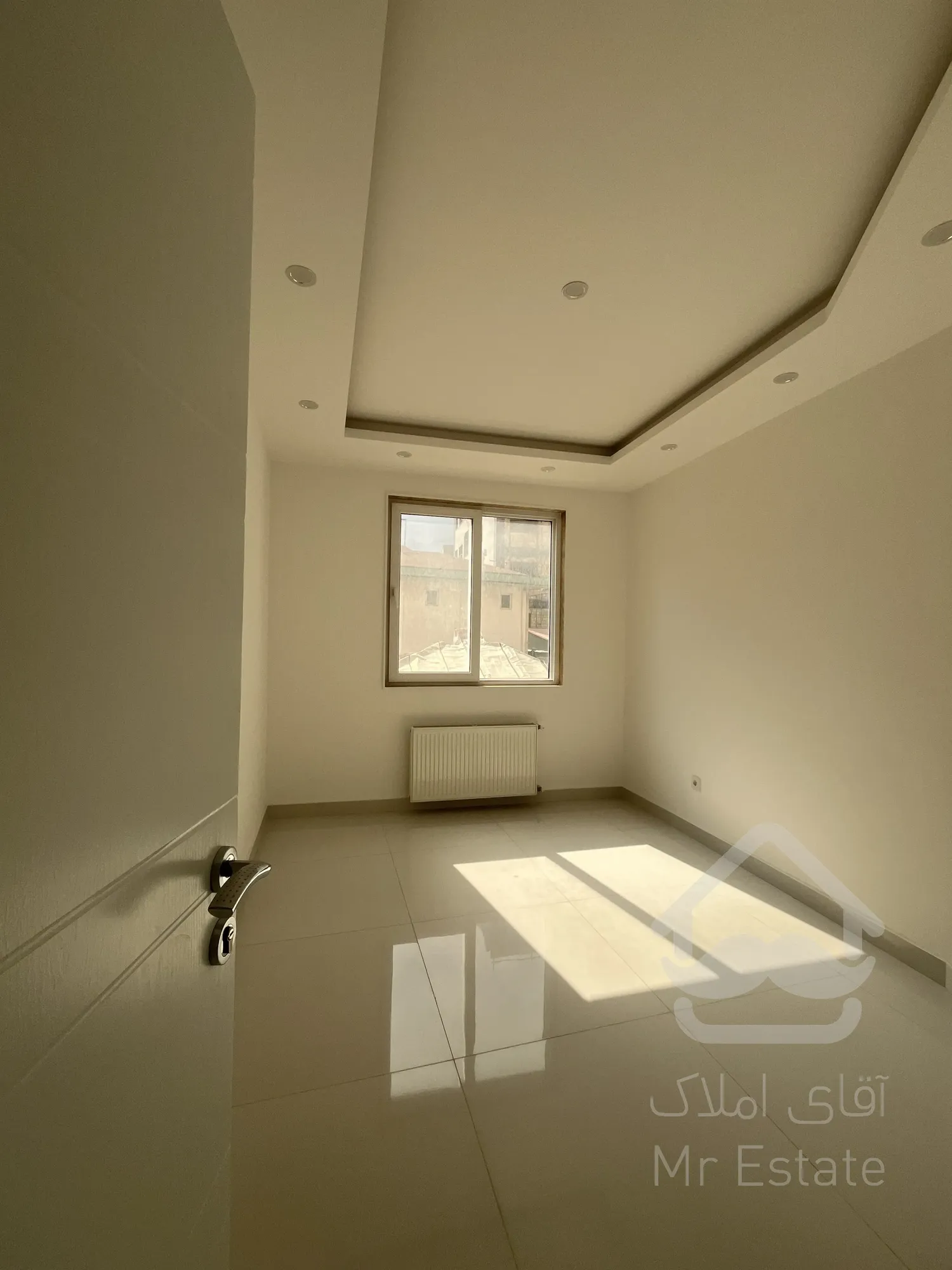 فروش آپارتمان ۲۲۵ متری سی متری تک واحدی ۴ خوابه